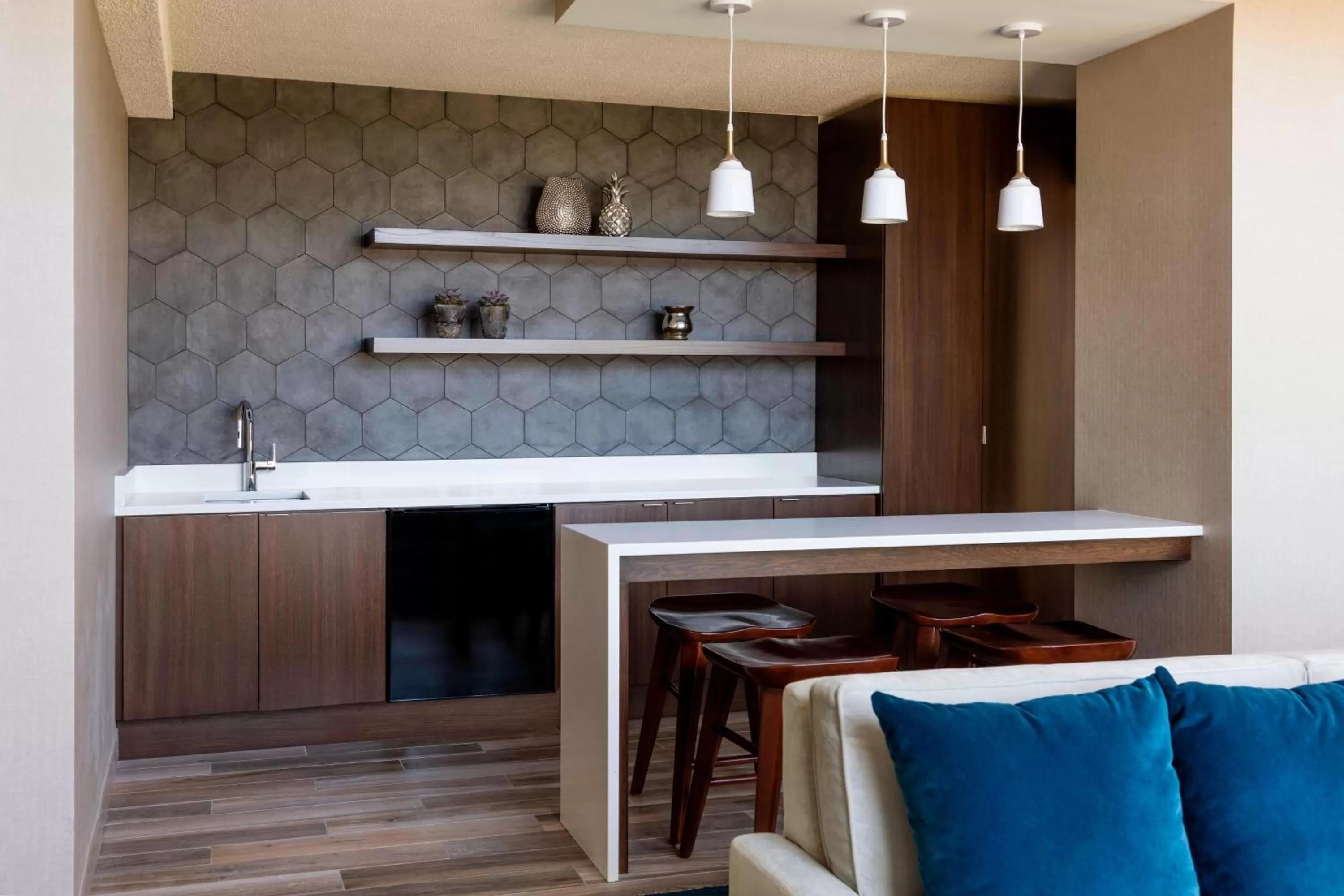 Bedroom in Boston Marriott Newton