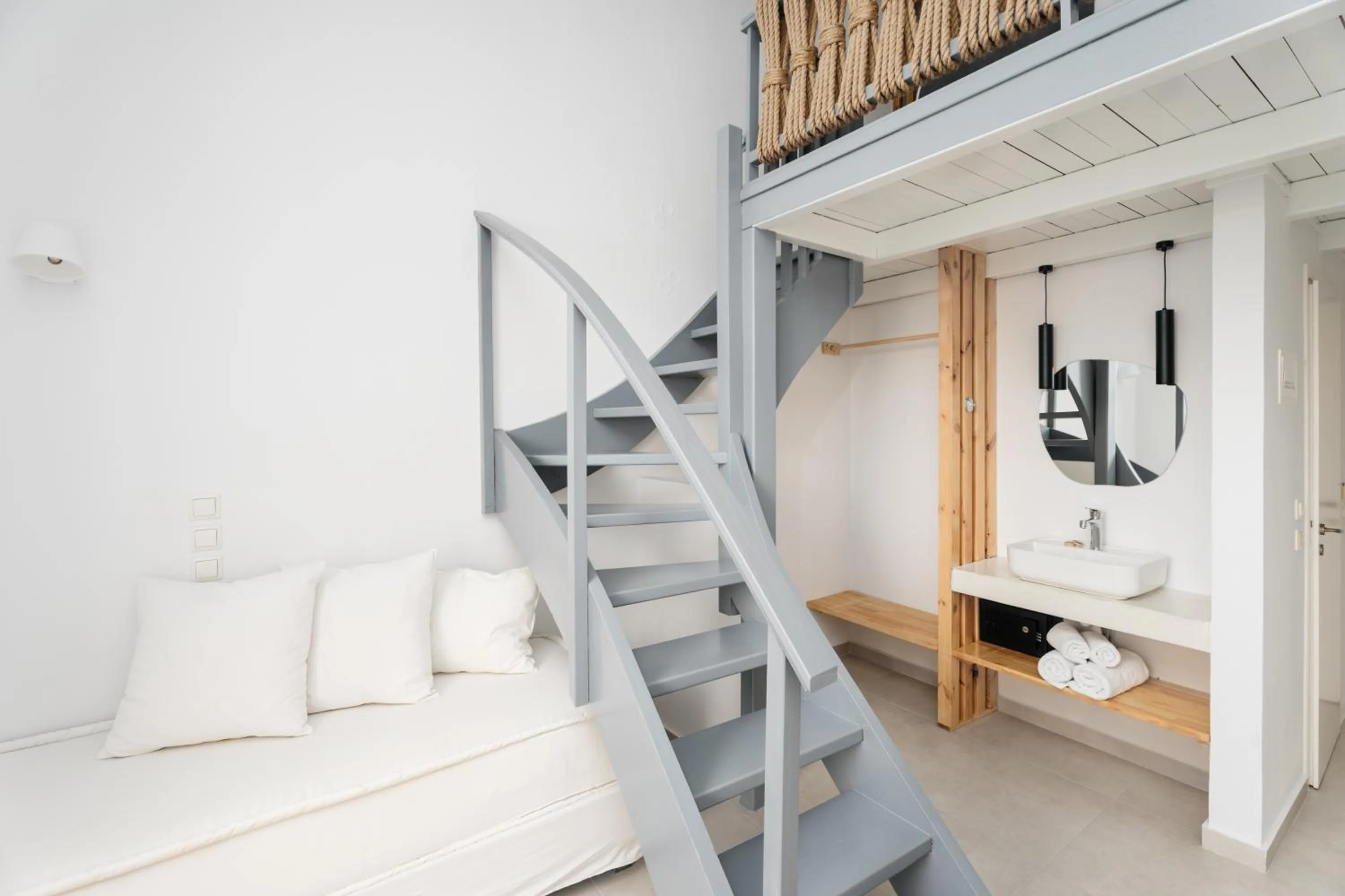 Bedroom, Bed in Petradi Beach Lounge Hotel