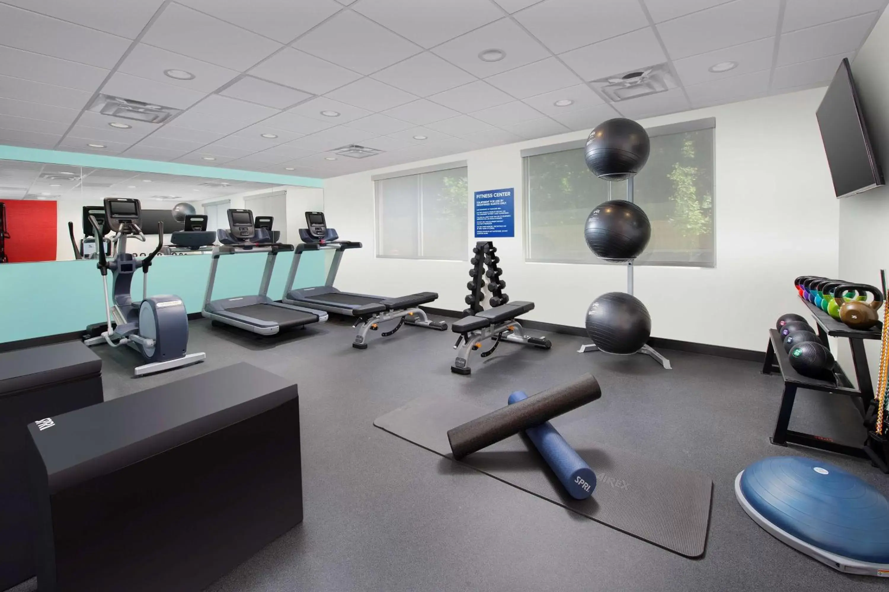 Fitness centre/facilities, Fitness Center/Facilities in Tru By Hilton Tallahassee Central