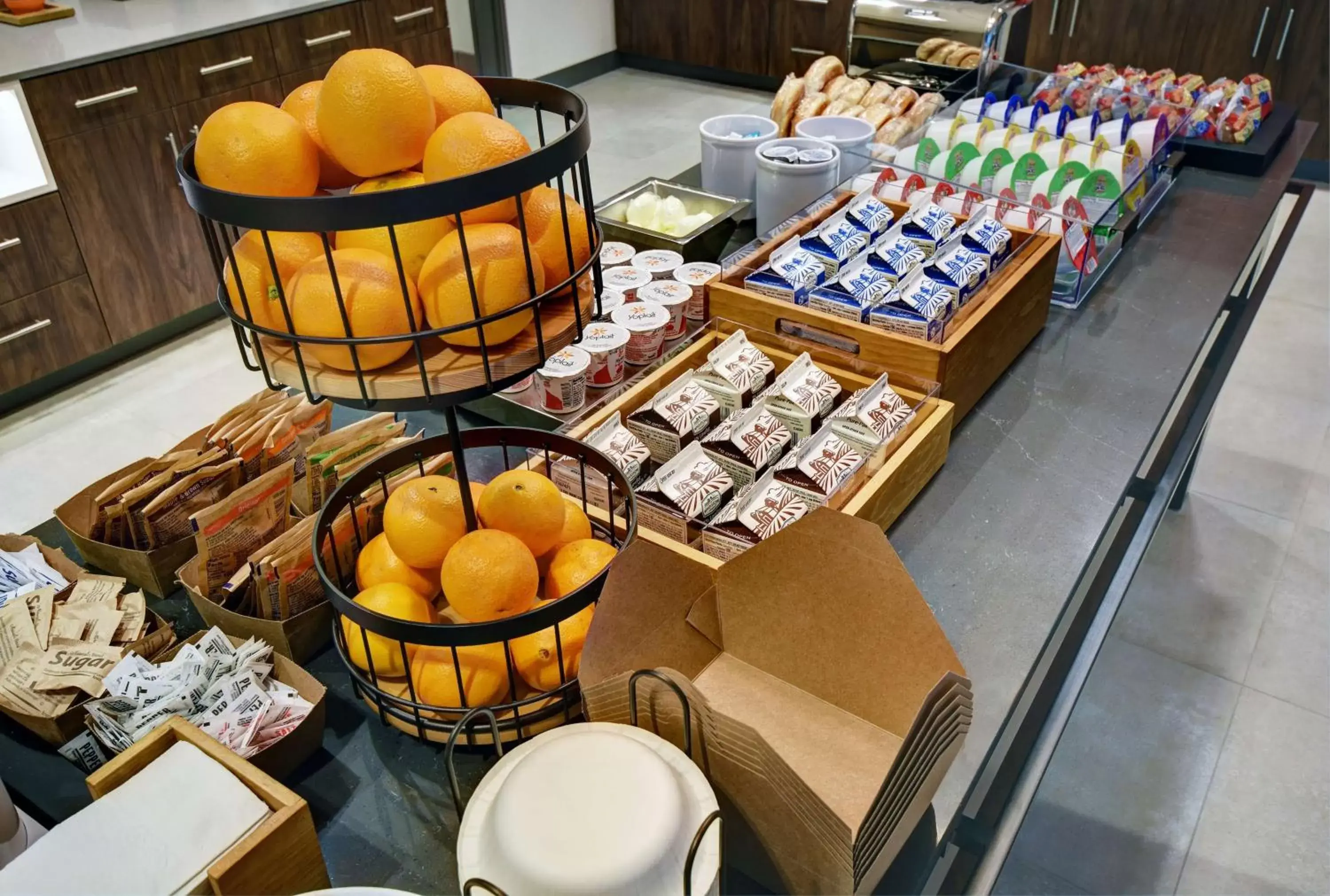 Breakfast in Hampton Inn Cave City, KY Breakfast in Hampton Inn Cave City, KY