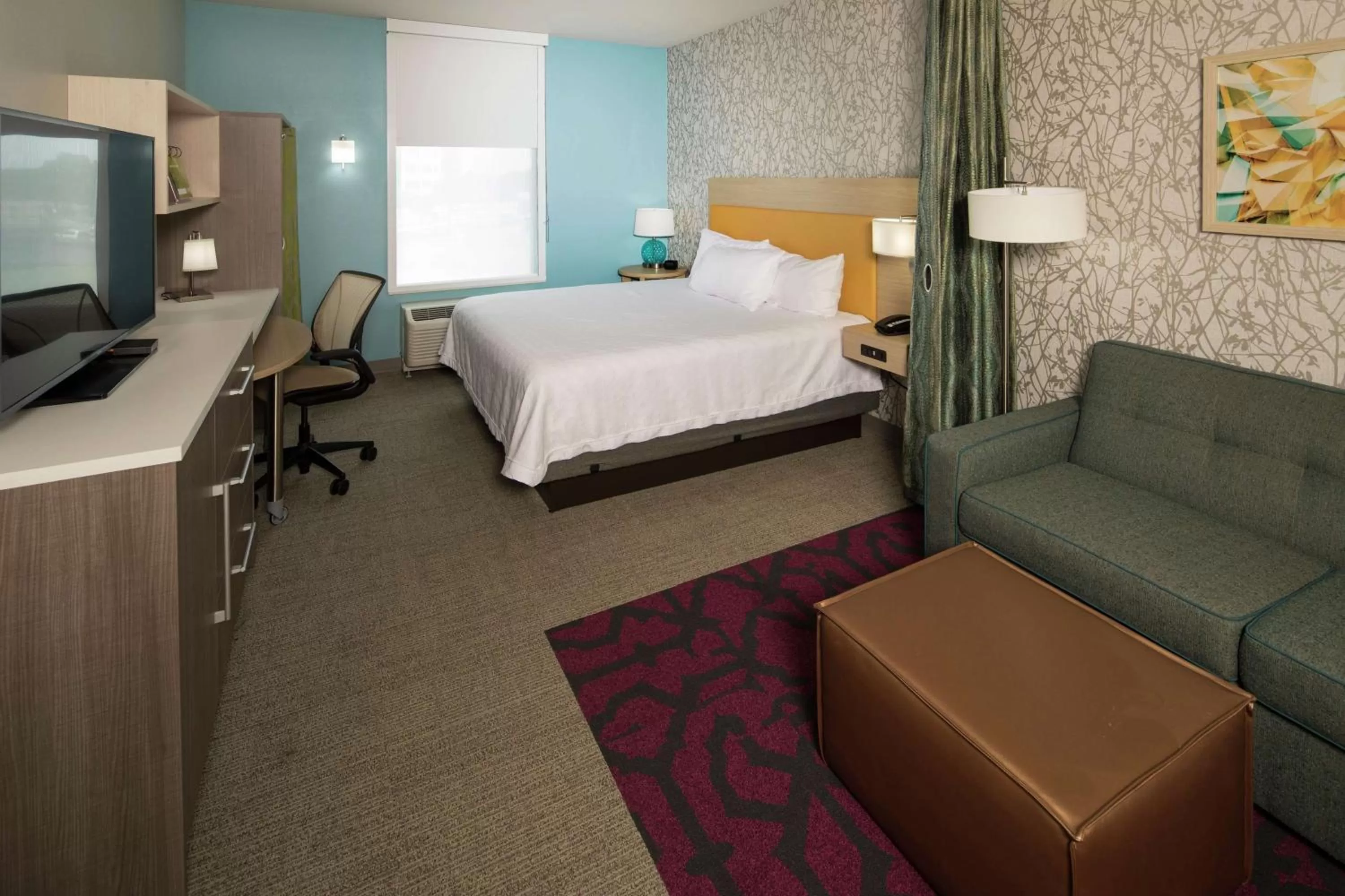 Bedroom, Bed in Home2 Suites by Hilton Owasso