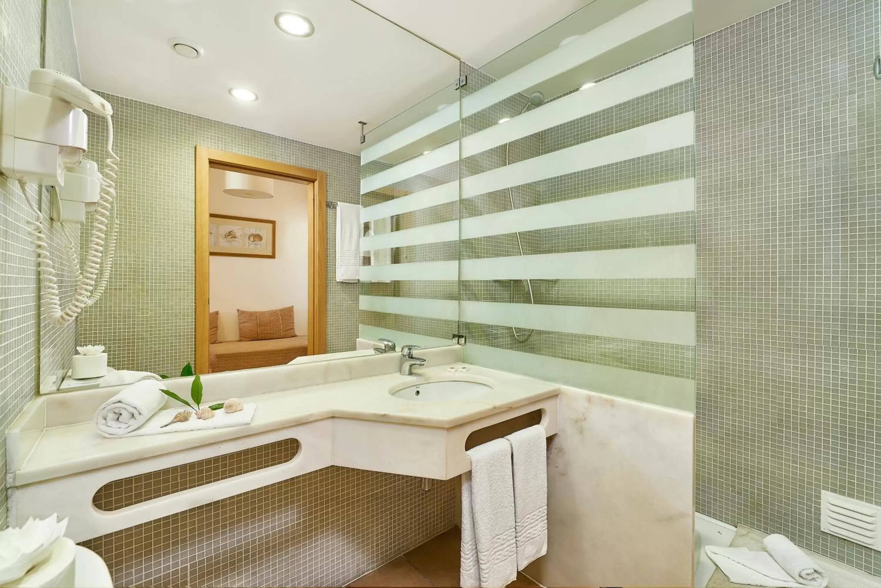 Shower, Bathroom in Oceanus Aparthotel