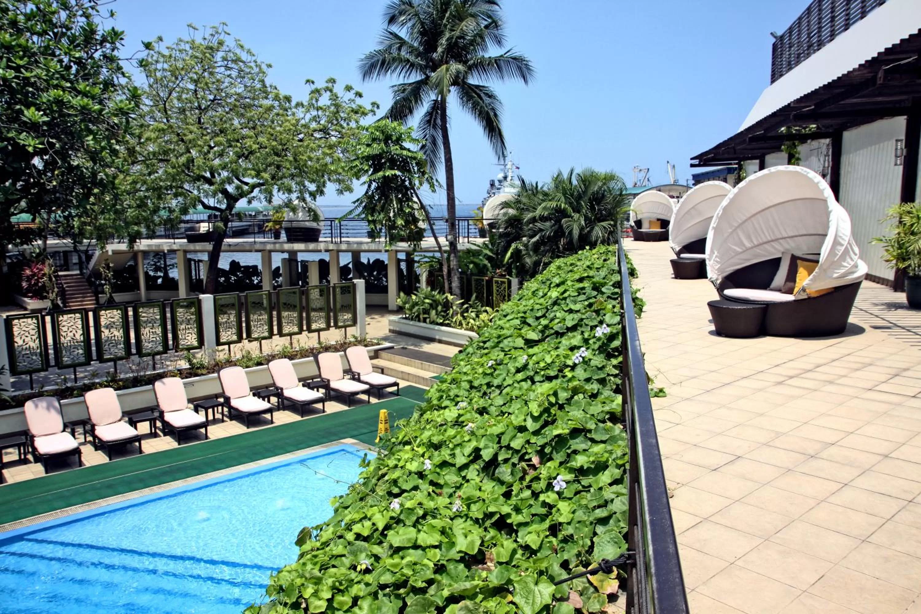 Swimming pool in The Manila Hotel