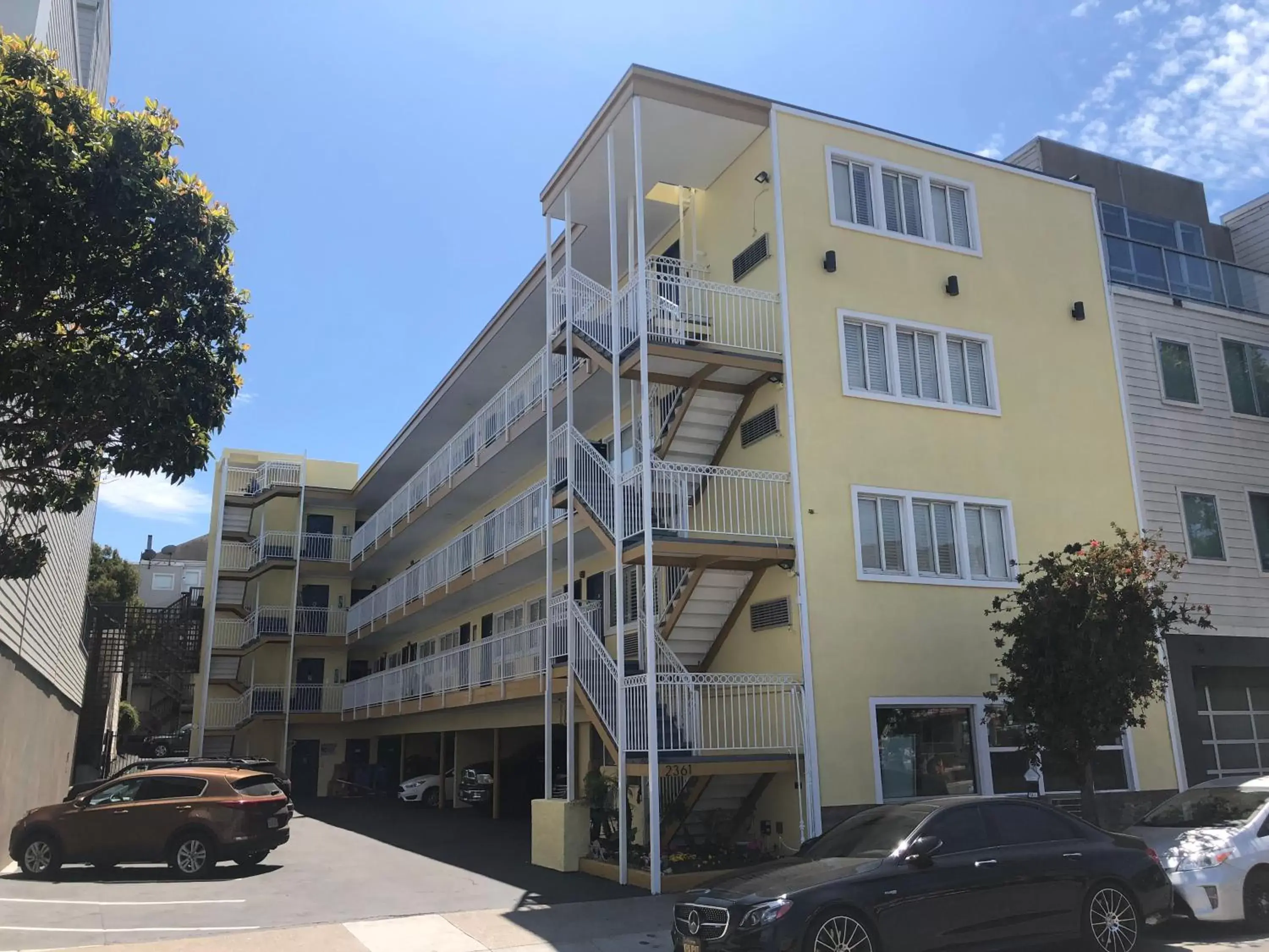 Property building, Winter in Presidio Parkway Inn