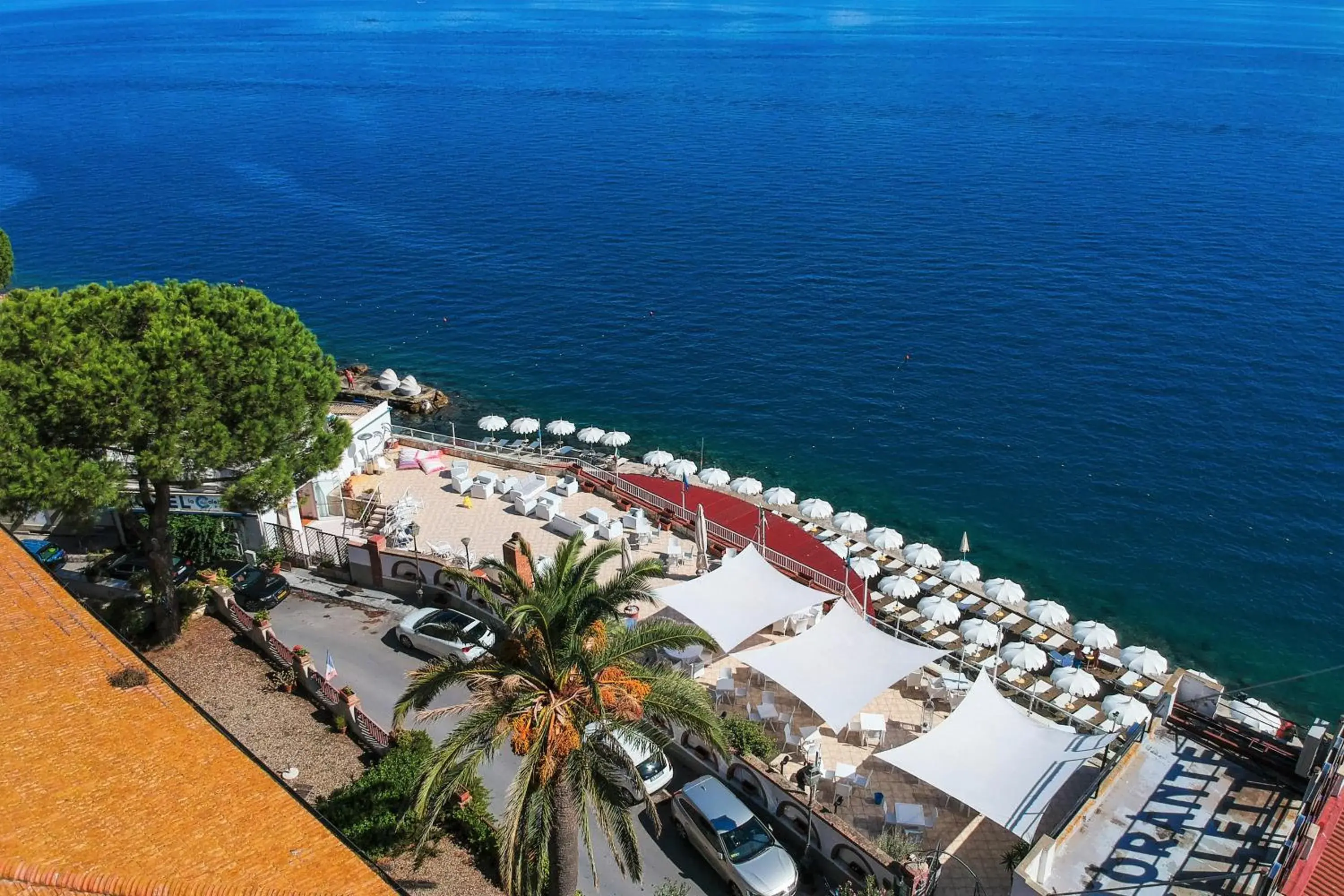 Bird's eye view, Bird's-eye View in Hotel La Caletta