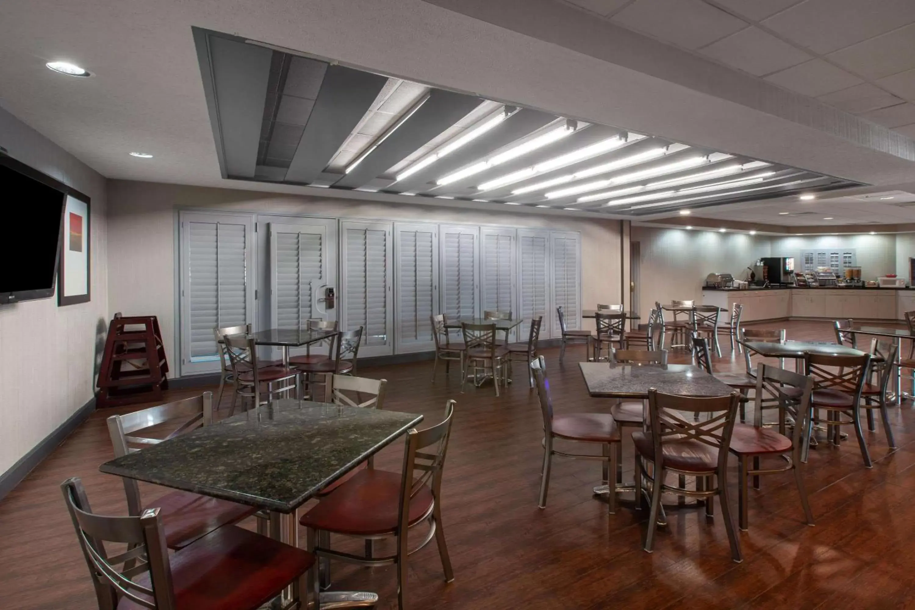 Restaurant/places to eat in Wingate by Wyndham Oklahoma City Airport Restaurant/places to eat in Wingate by Wyndham Oklahoma City Airport