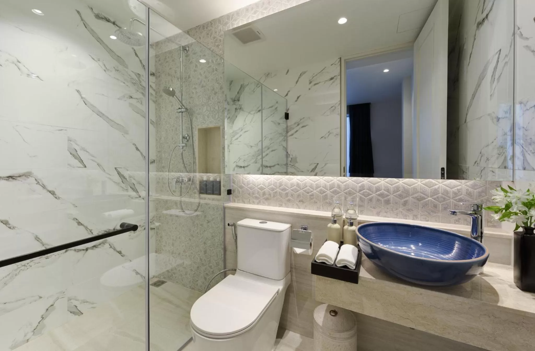 Bathroom in Maladee Rendezvous Hotel Chiang Mai