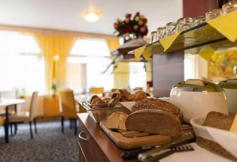 Breakfast in Central Boutique Hotel