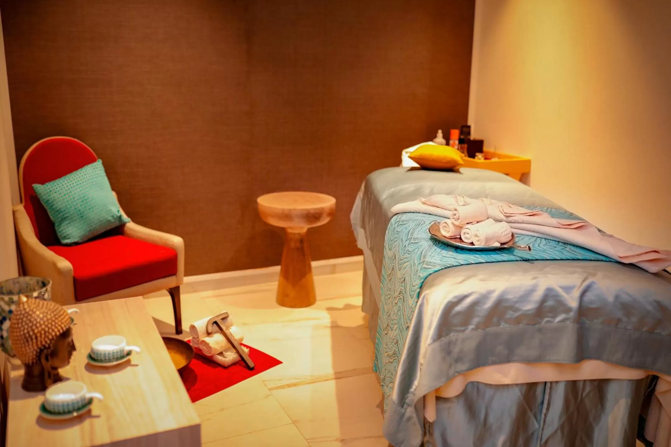 Spa and wellness centre/facilities, Bed in Welcomhotel by ITC Hotels, RaceCourse, Coimbatore