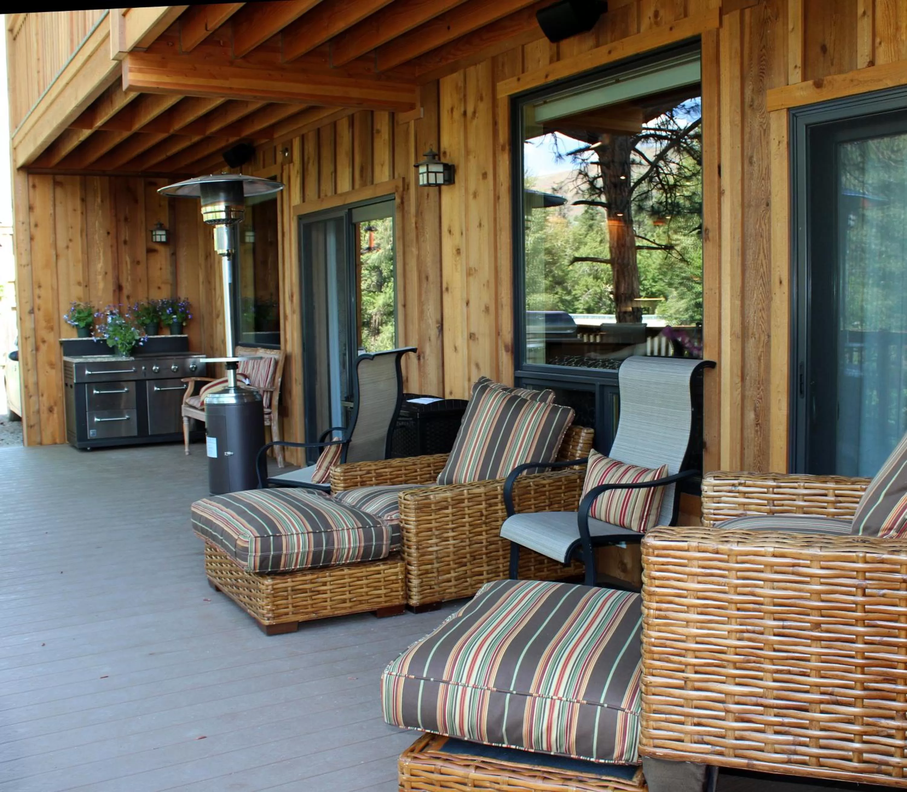 Balcony/Terrace, Seating Area in Twisp River Suites