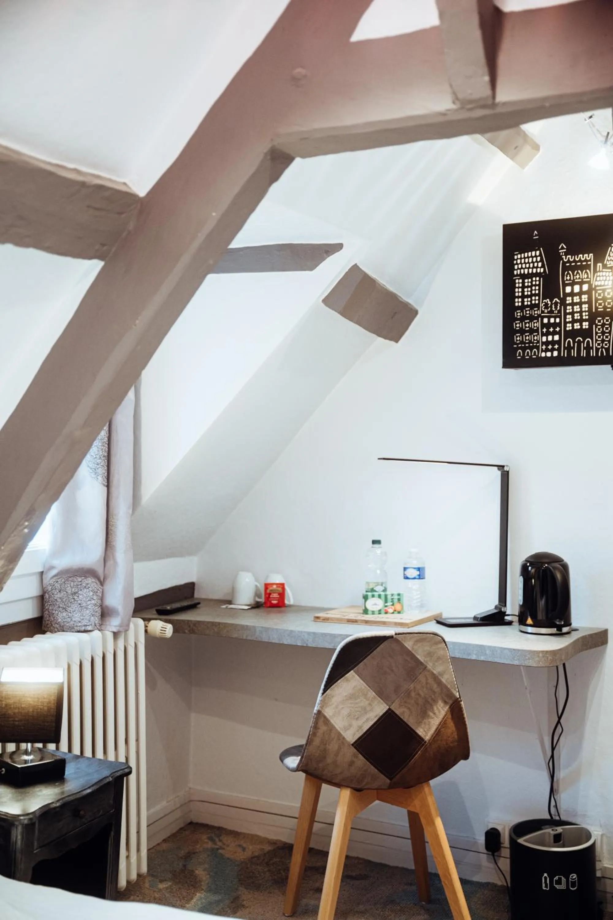 Bedroom in Hotel Le Dauphin