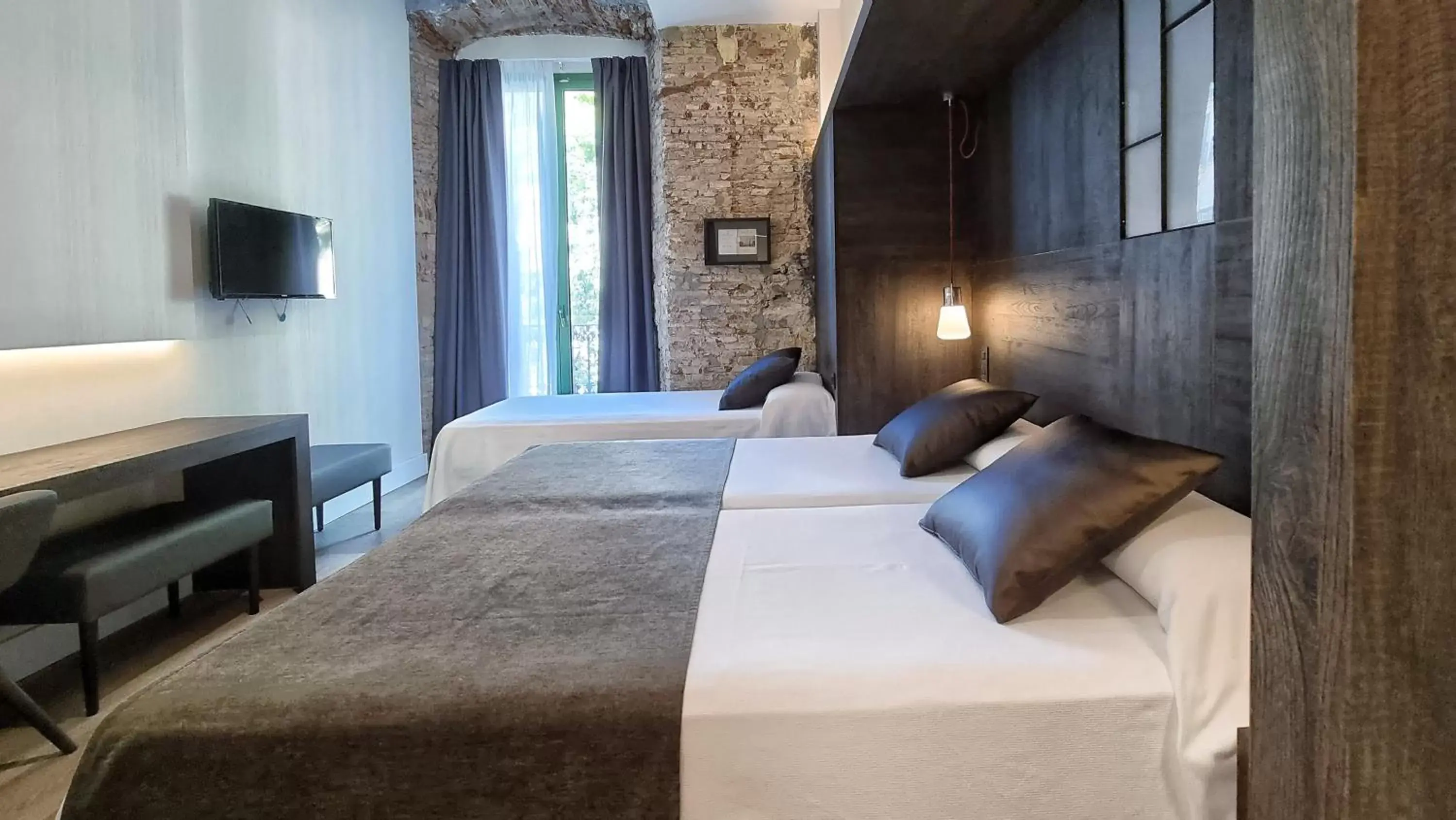 Bedroom, Bed in Hotel Sant Agustí