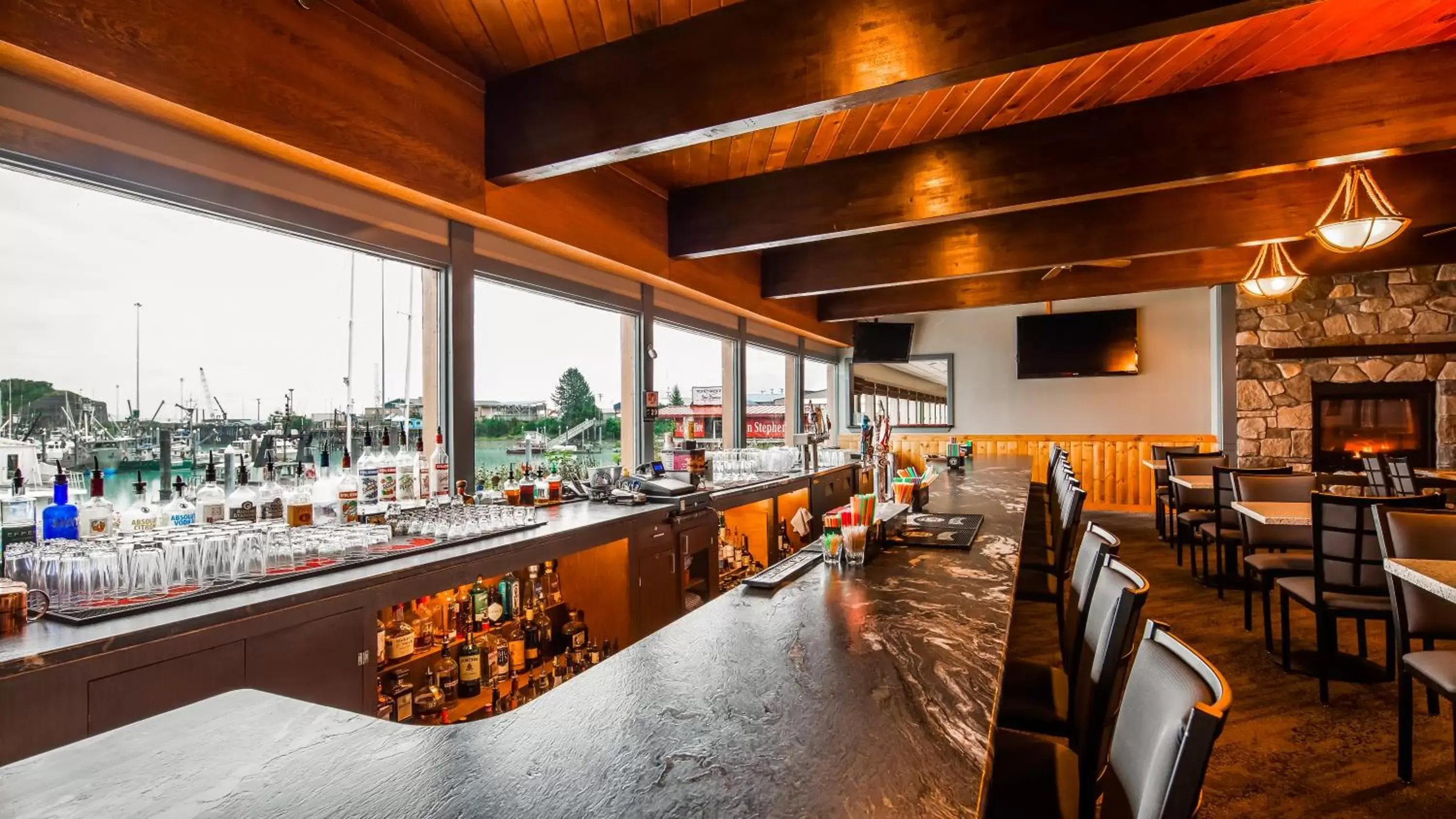 Lounge or bar, Restaurant/Places to Eat in Best Western Valdez Harbor Inn