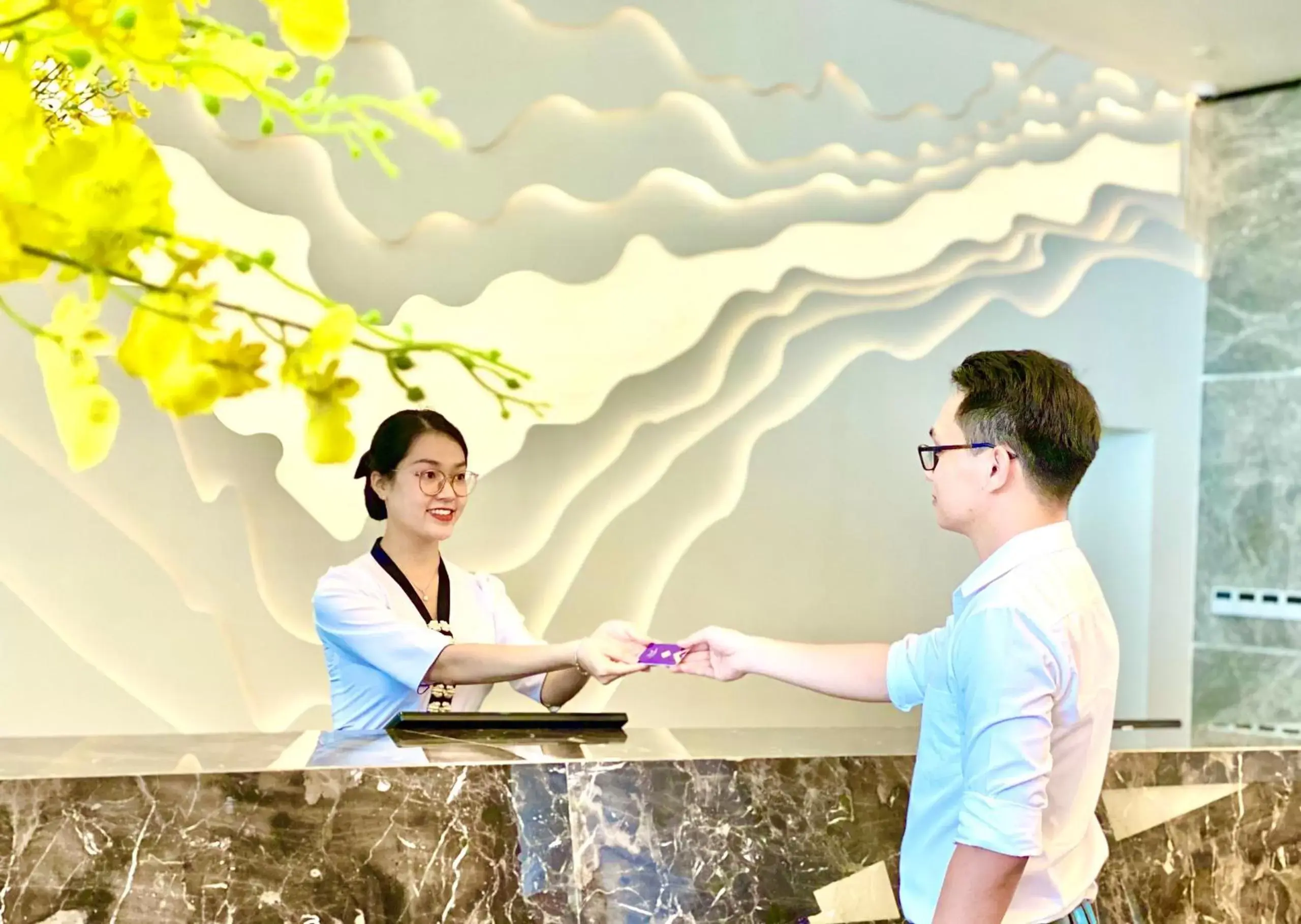 Lobby or reception in Muong Thanh Luxury Saigon Hotel Lobby or reception in Muong Thanh Luxury Saigon Hotel