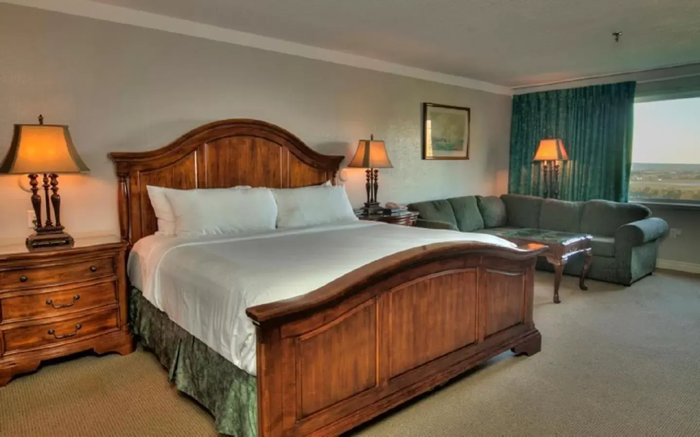 Bed in Old Orchard Inn
