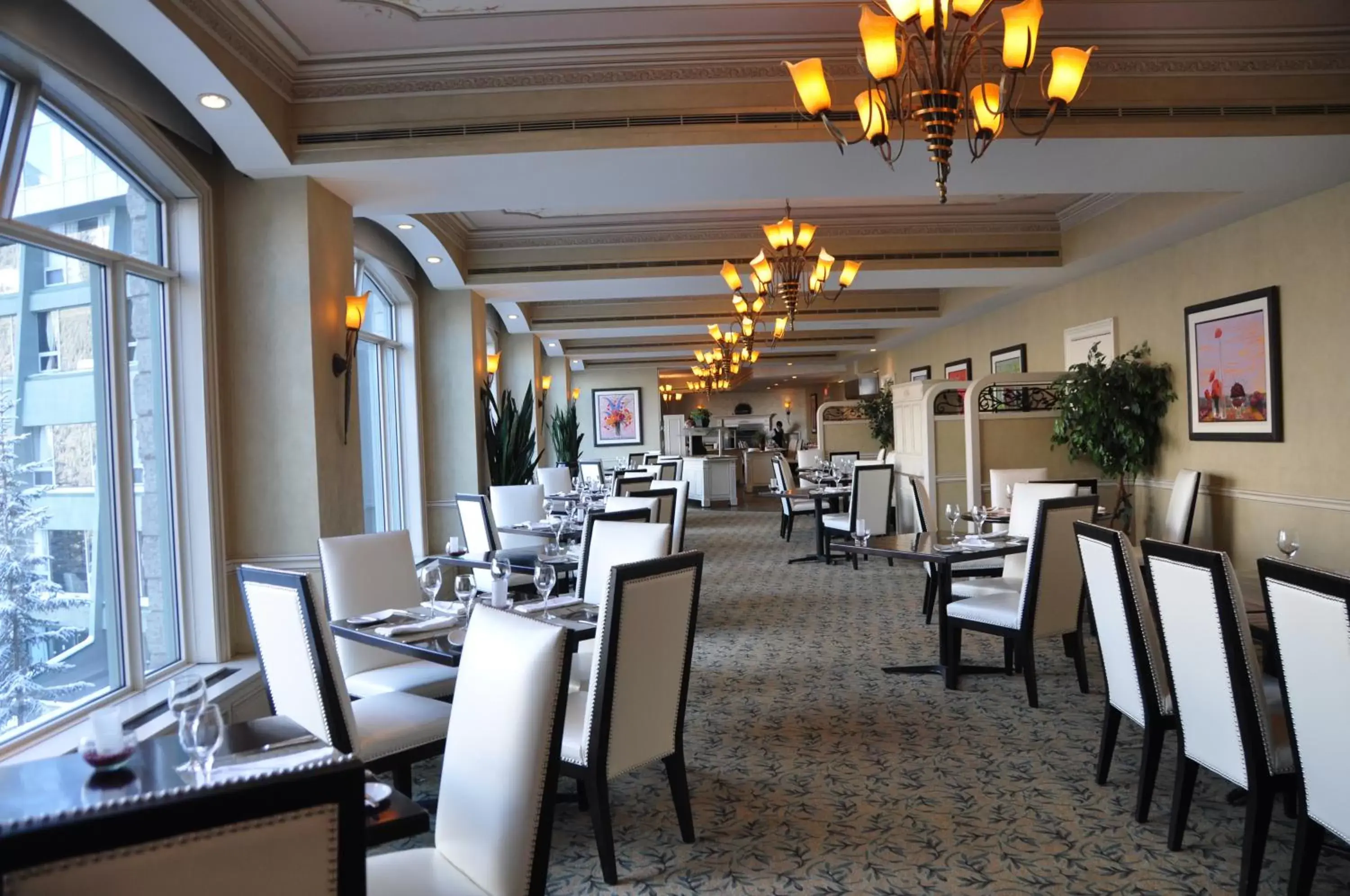 Restaurant/Places to Eat in Rimrock Resort Hotel