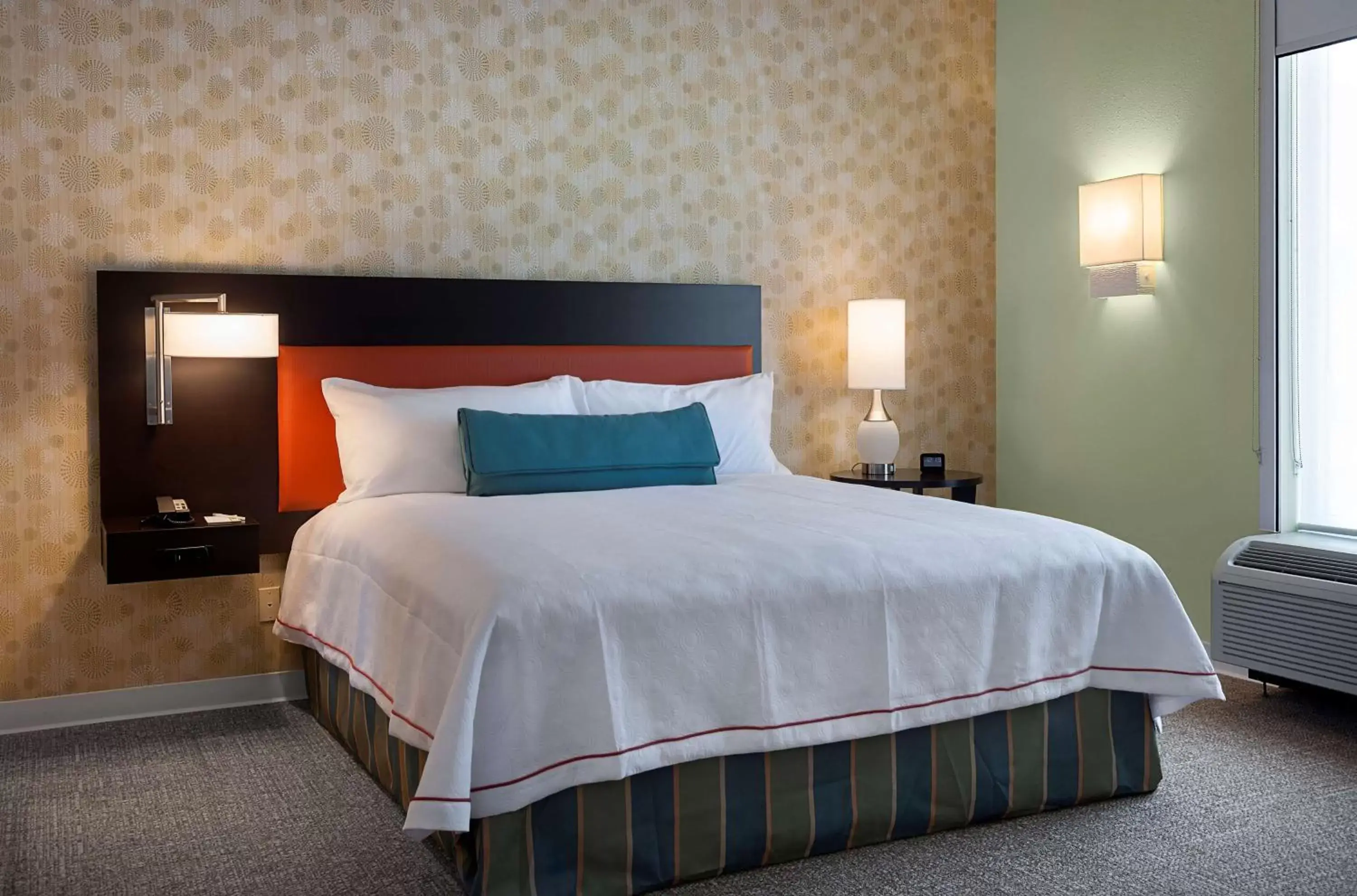 Bed in Home2 Suites by Hilton Greenville Airport