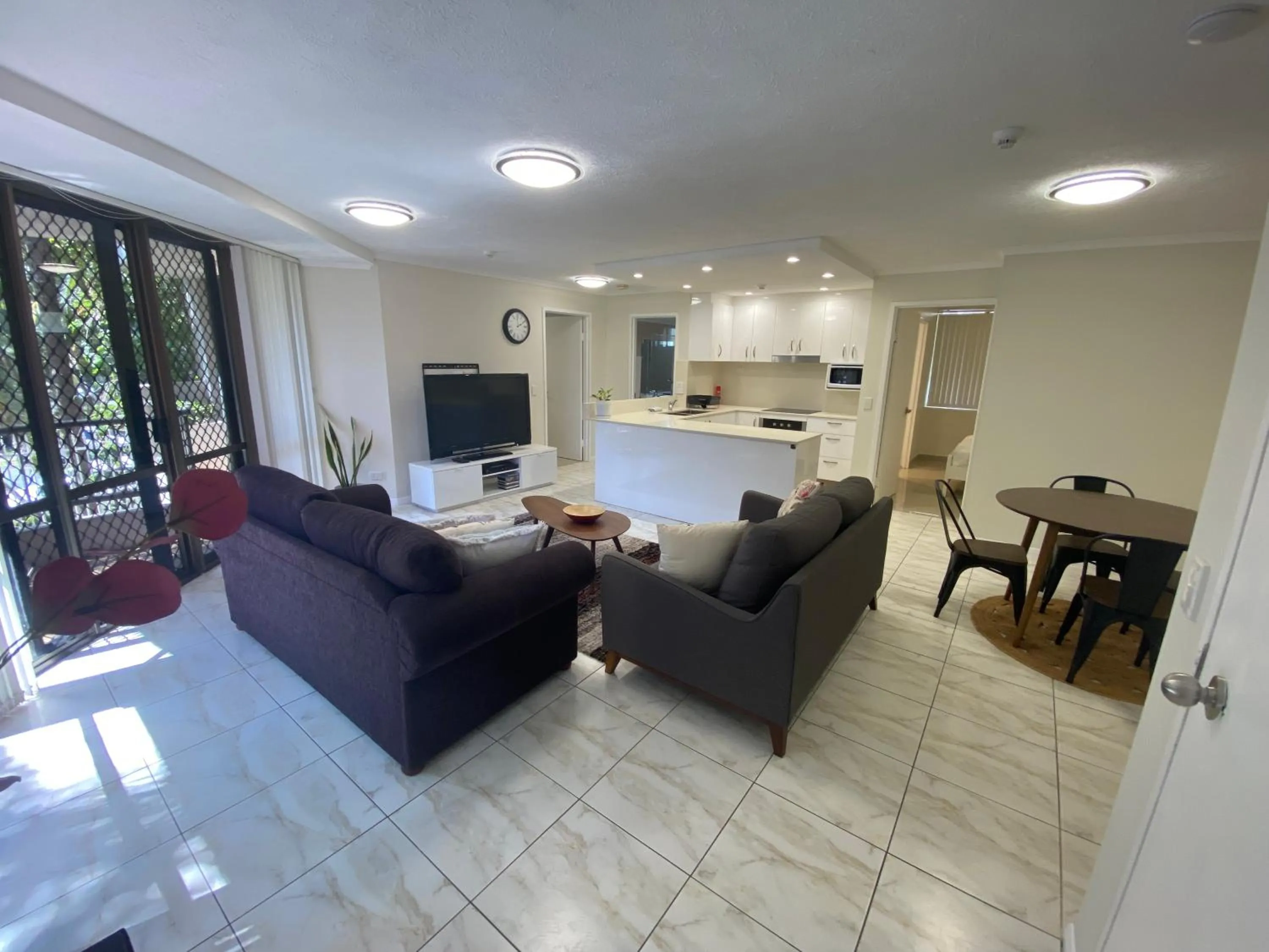 Seating area in Enderley Gardens Resort