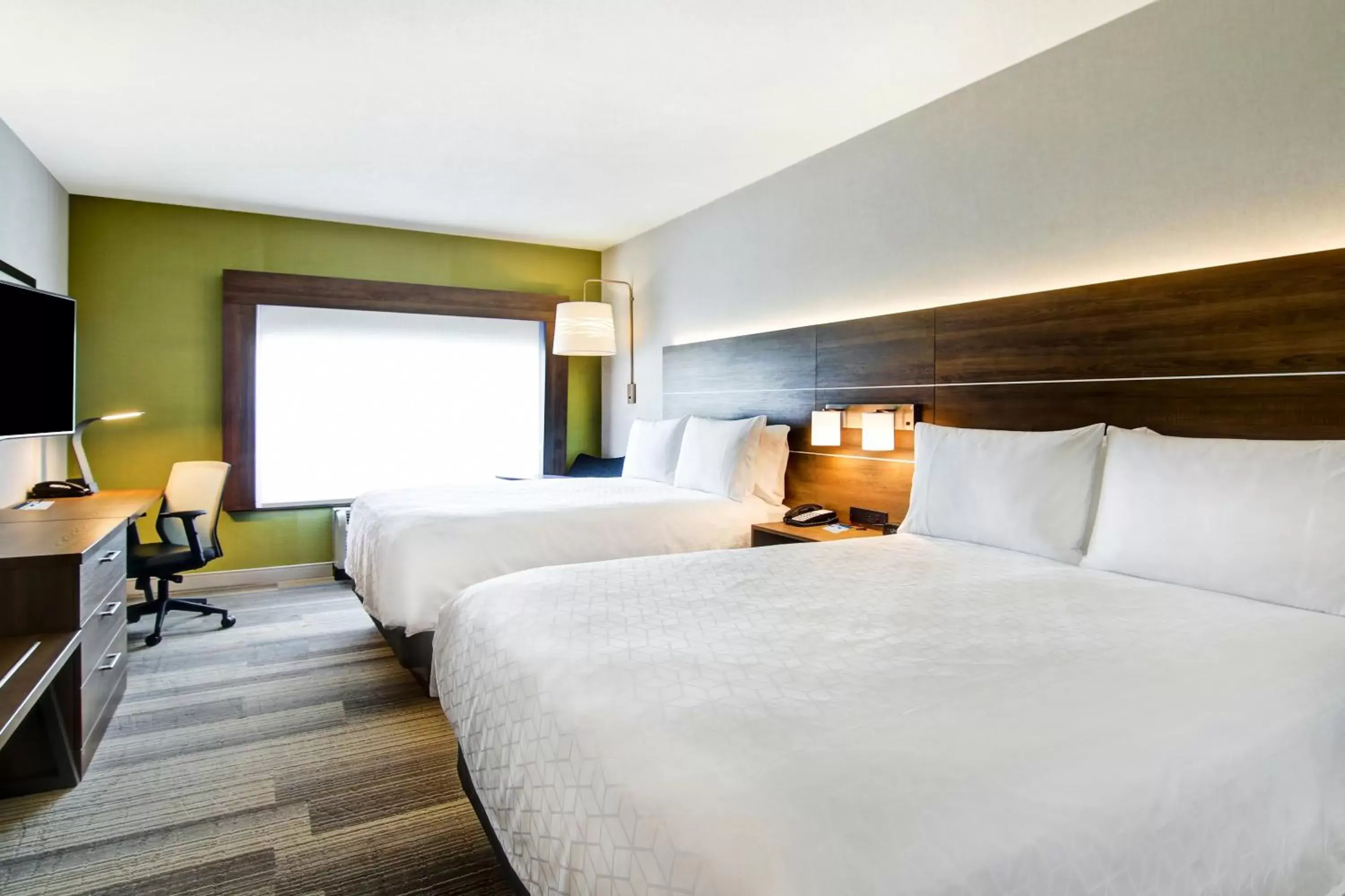 Photo of the whole room, Bed in Holiday Inn Express Hotel & Suites Toronto - Markham, an IHG Hotel