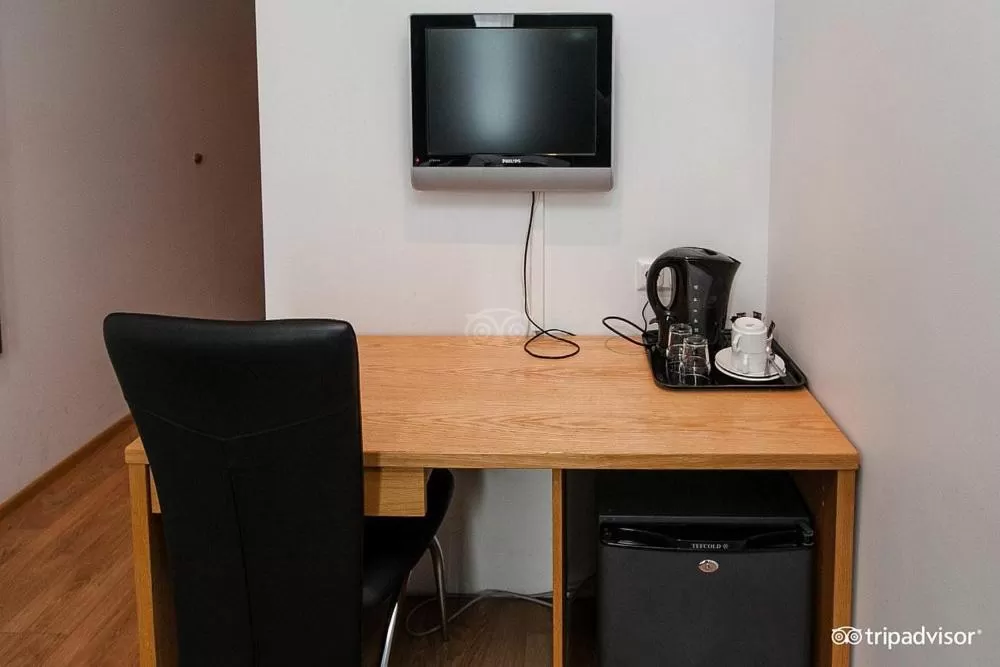 Coffee/tea facilities in 101 Guesthouse Hotel