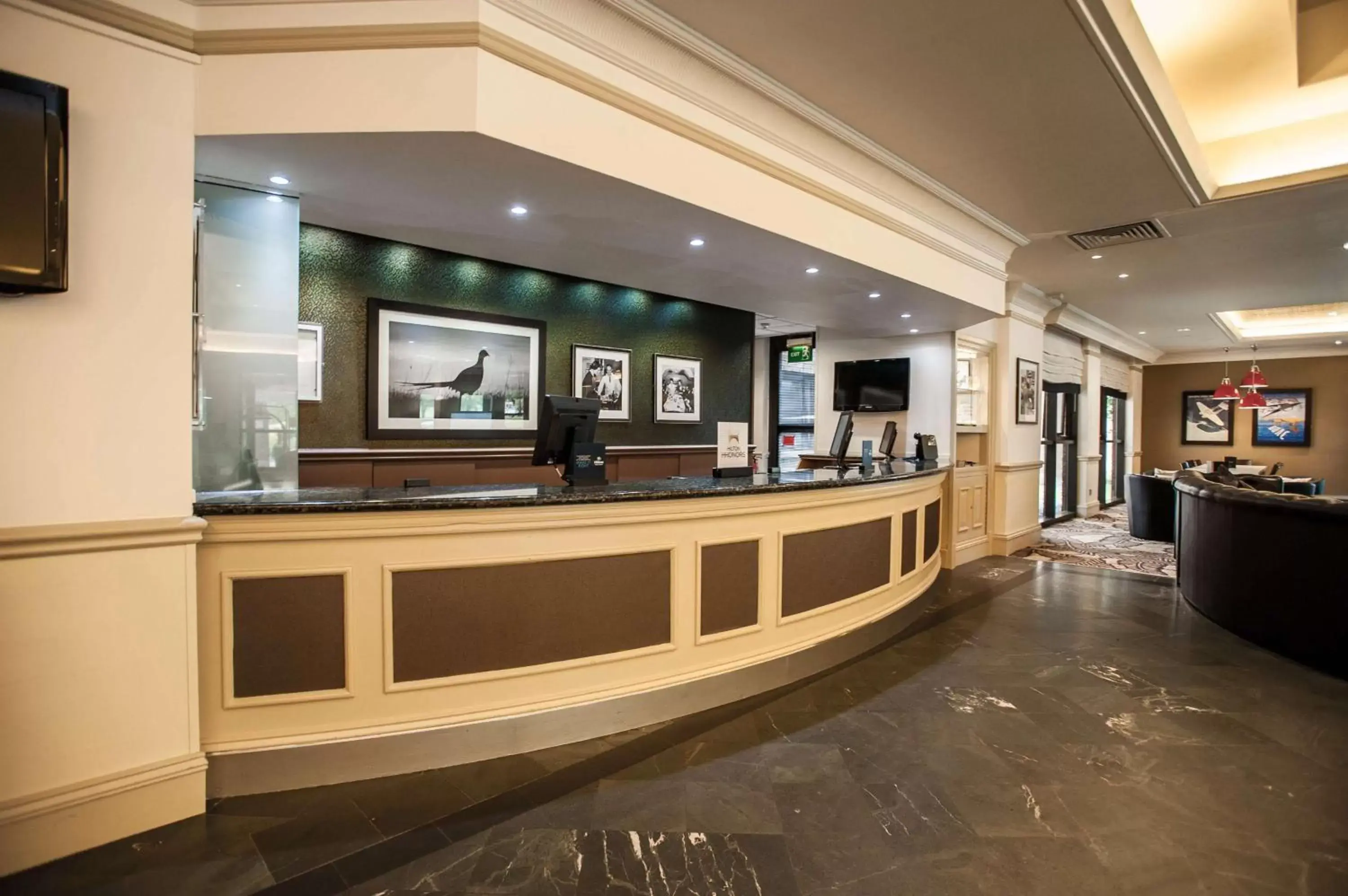 Lobby or reception, Lobby/Reception in DoubleTree by Hilton Edinburgh Airport