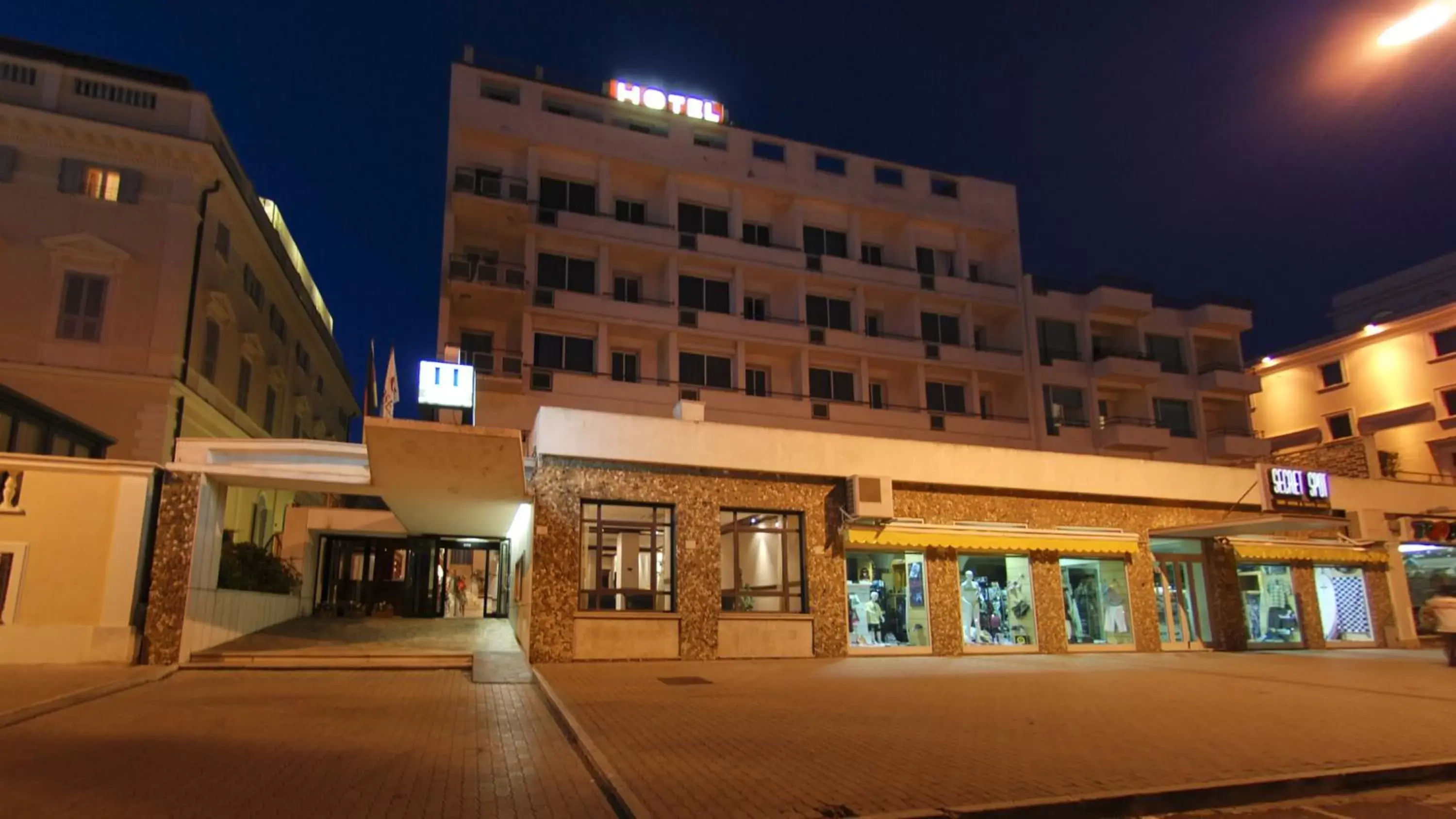 Facade/entrance, Property Building in Hotel Mediterraneo