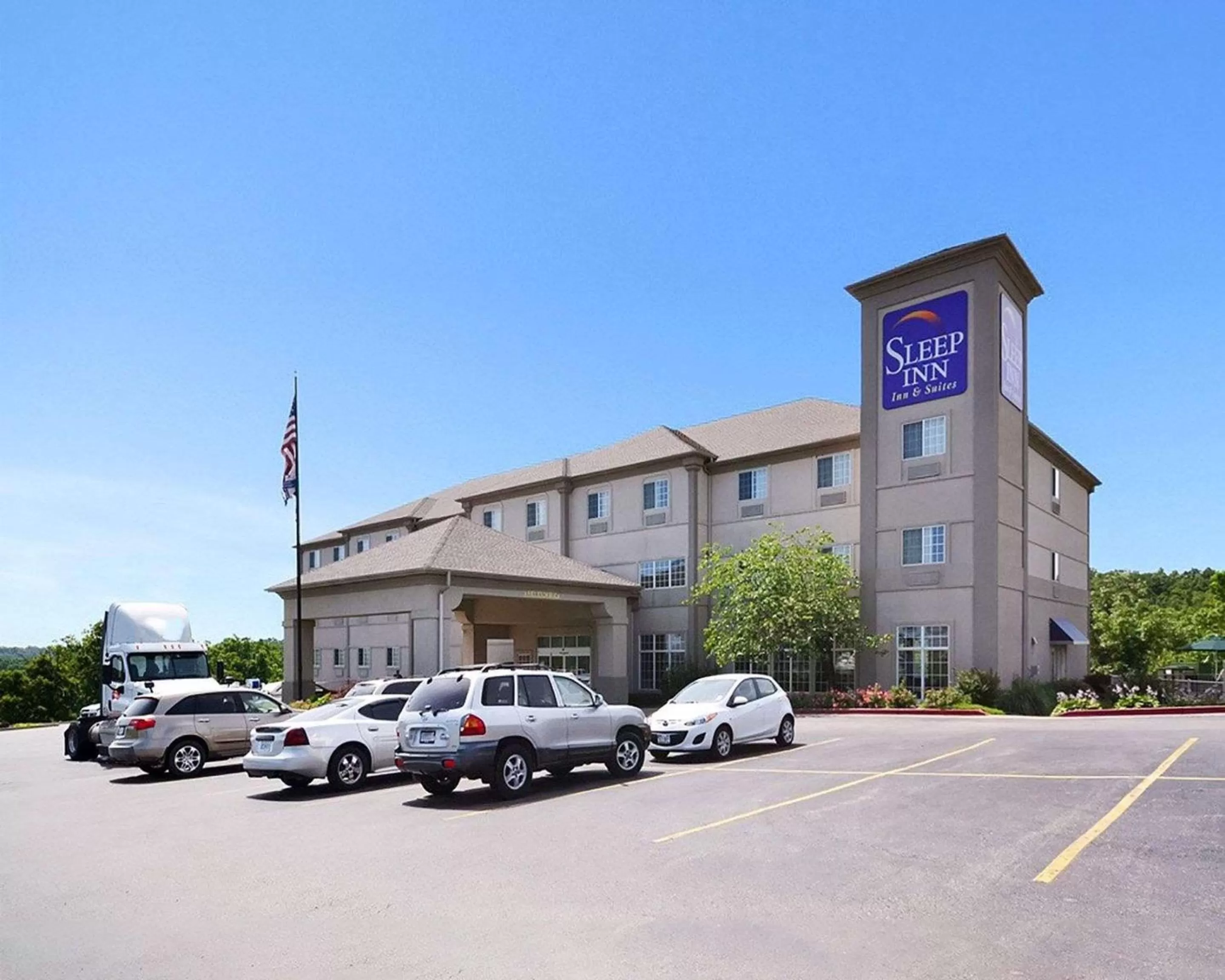 Property building in Sleep Inn & Suites Lake of the Ozarks