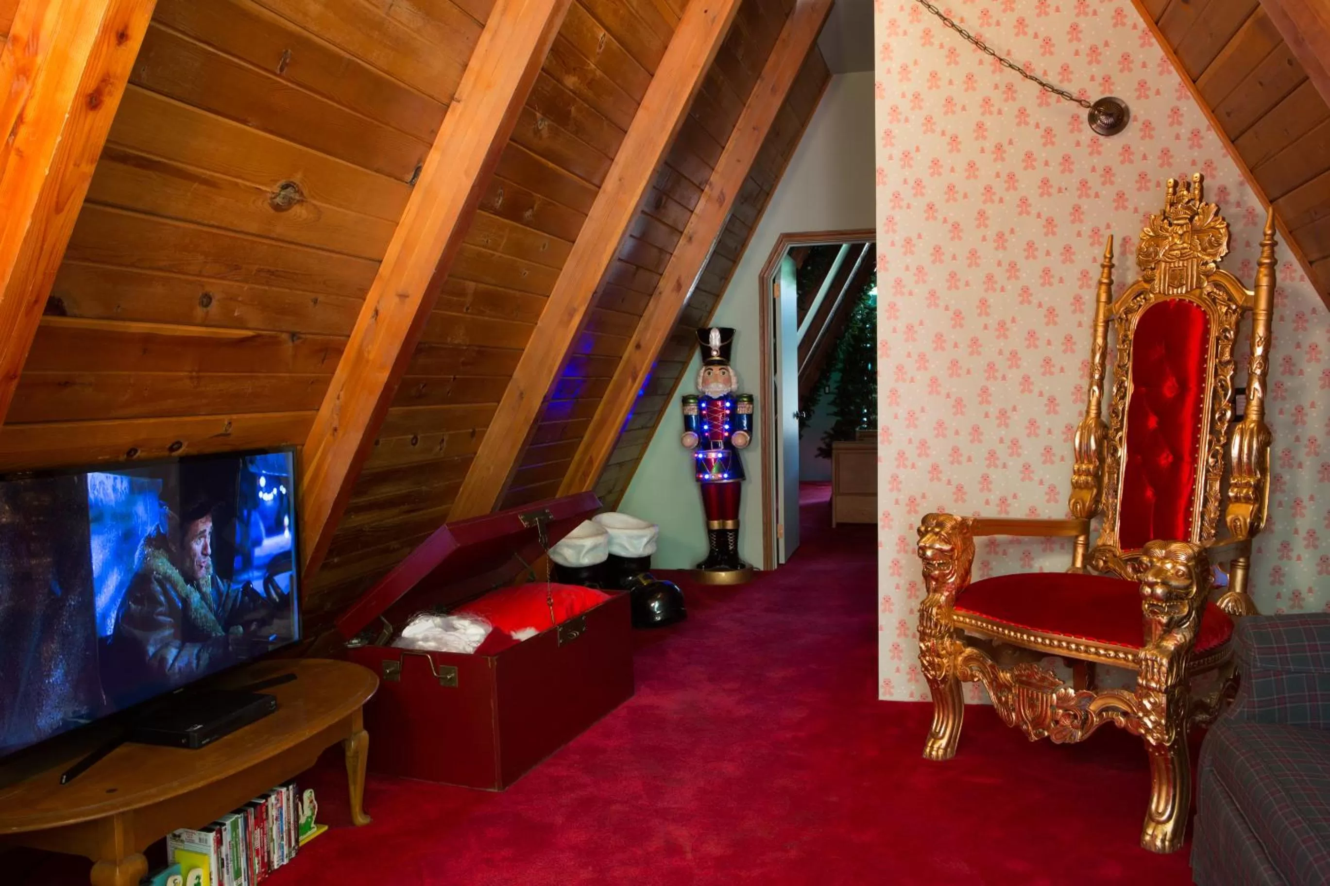 Seating Area in Hicksville Pines Chalets & Motel