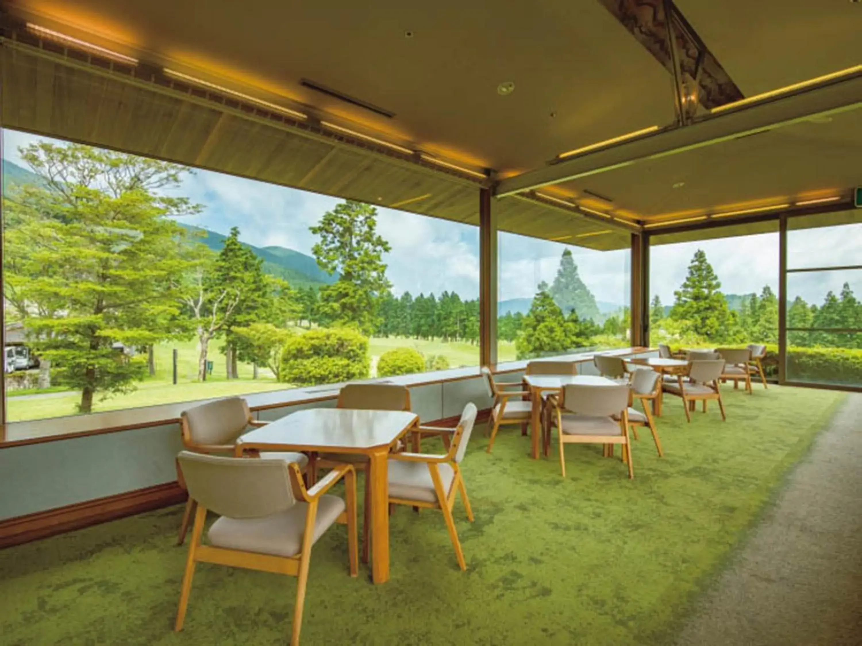 Area and facilities, Restaurant/Places to Eat in Hakone Yunohana Prince Hotel