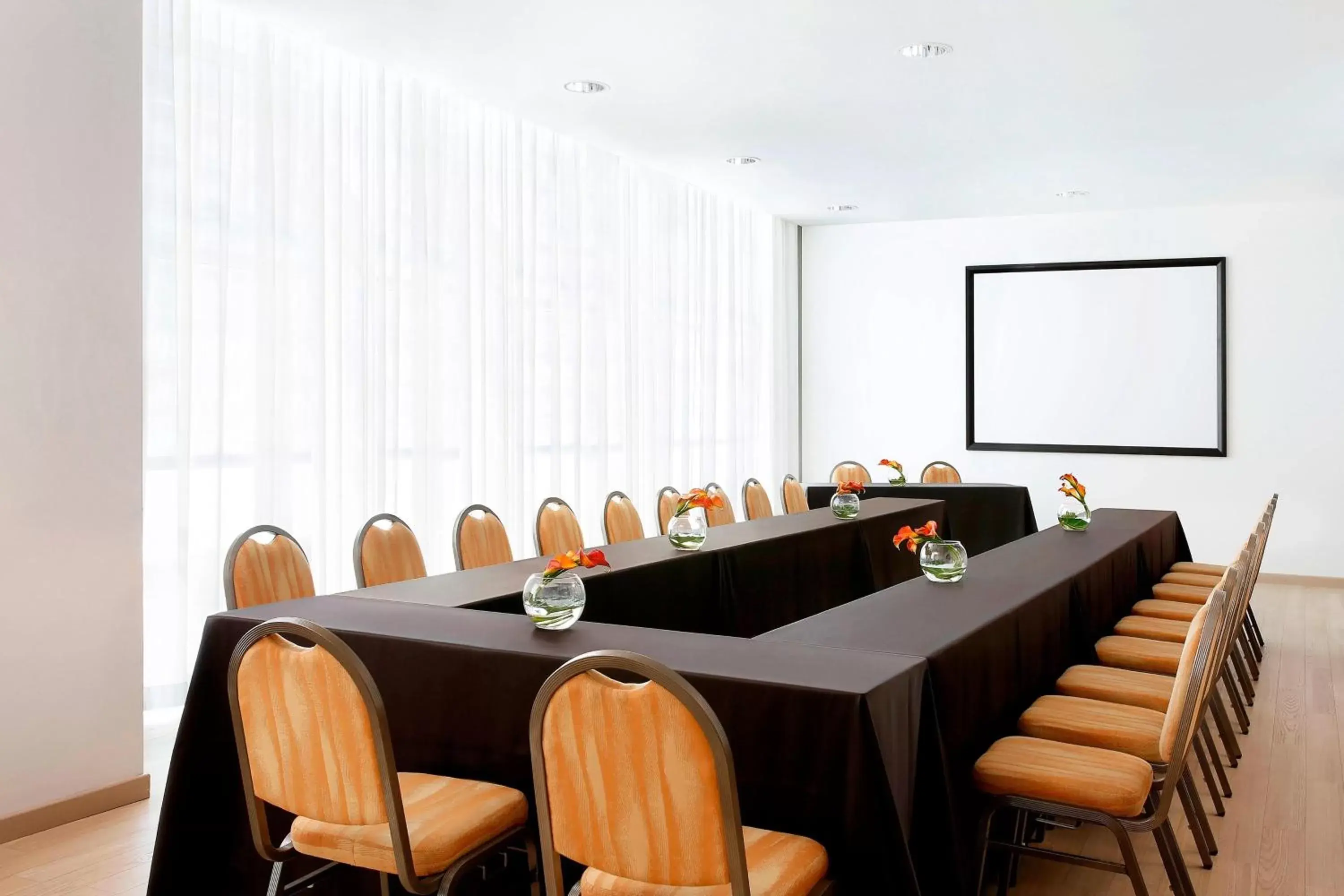 Meeting/conference room in Sheraton Milan Malpensa Airport Hotel & Conference Centre