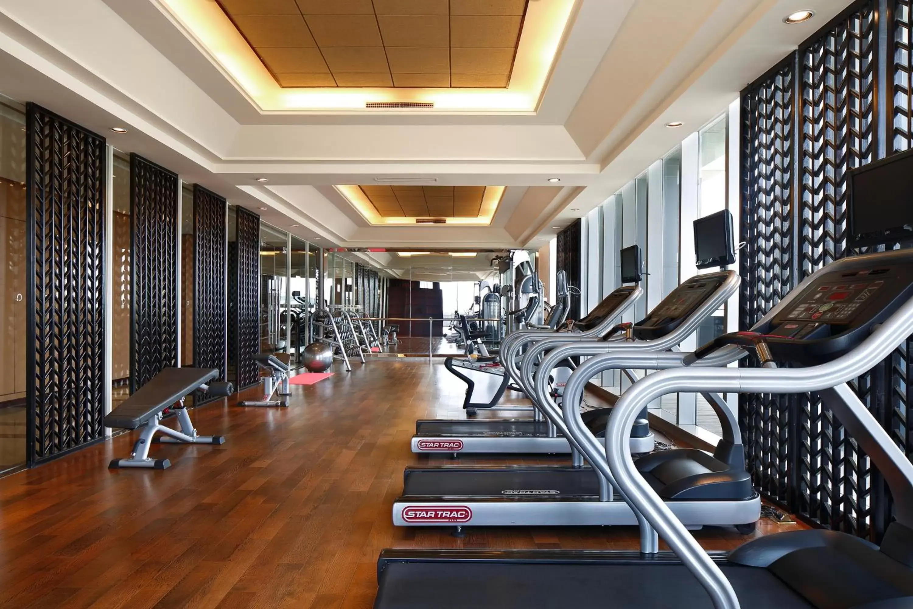 Fitness centre/facilities, Fitness Center/Facilities in The QUBE Hotel Shanghai – Pudong International Airport