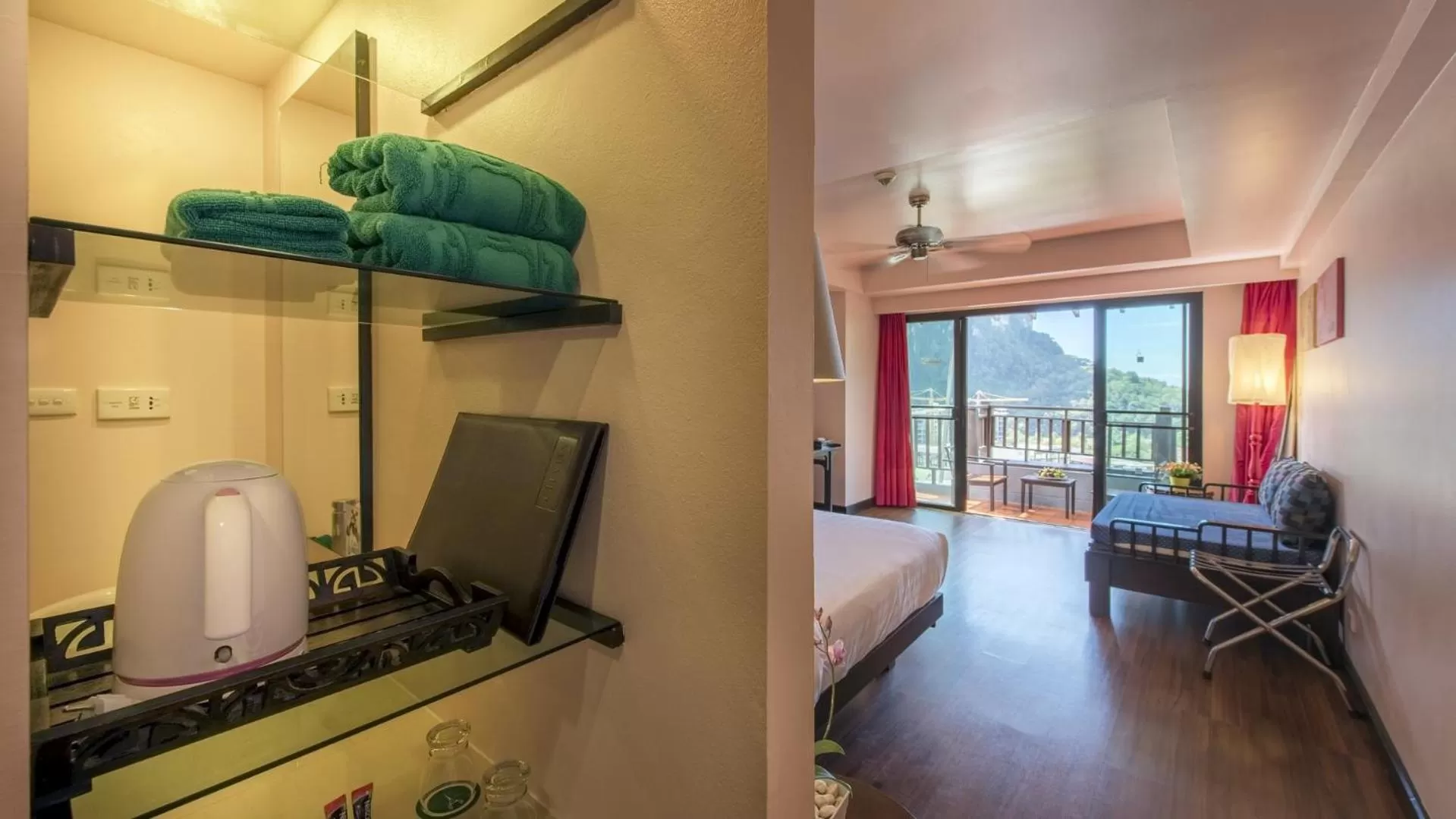 Coffee/tea facilities in Krabi Chada Resort