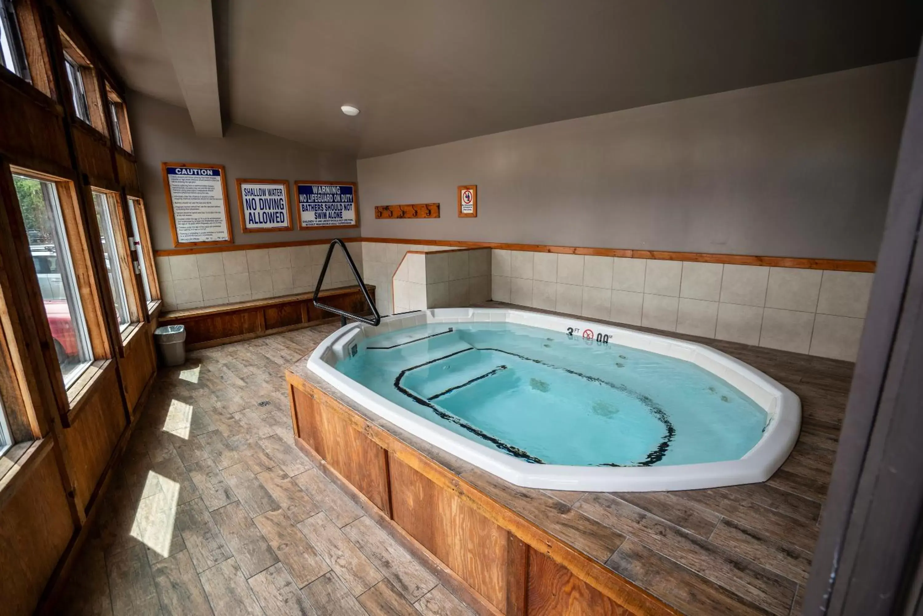 Hot Tub in Red Stone Inn