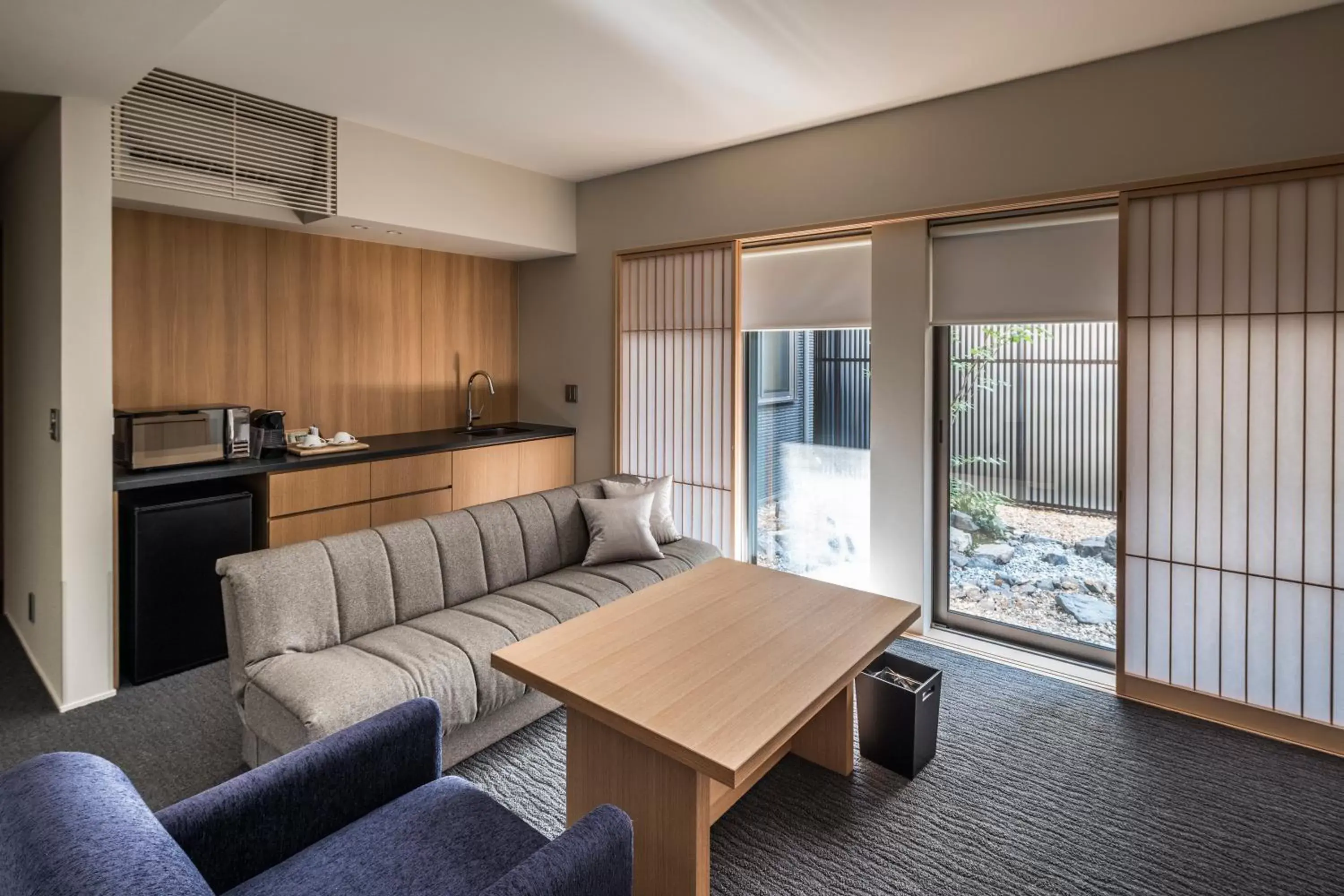 Kitchen or kitchenette, Seating Area in Tomoya Residence Hotel Kyoto