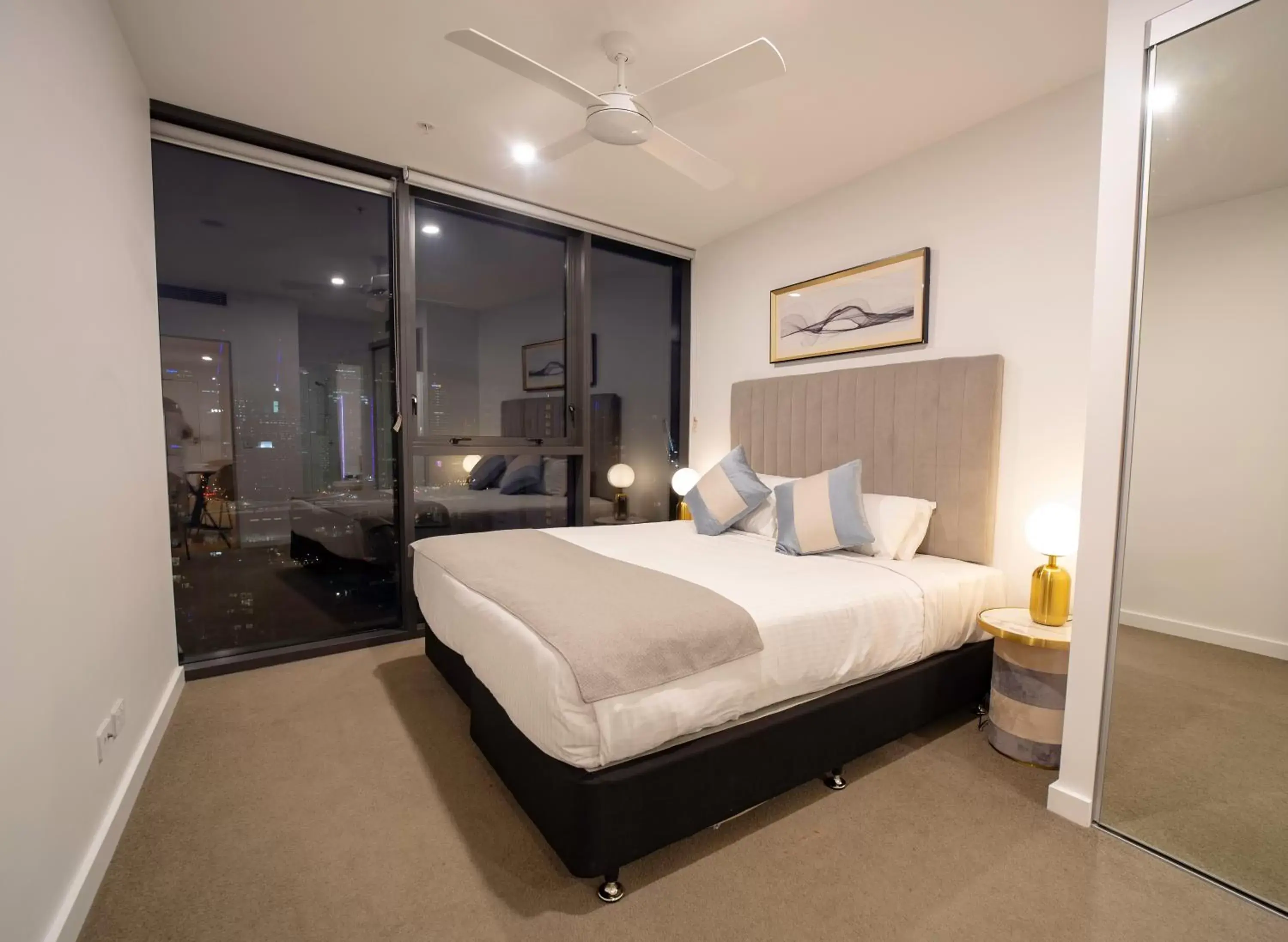 Bed in Brisbane One Apartments by CLLIX