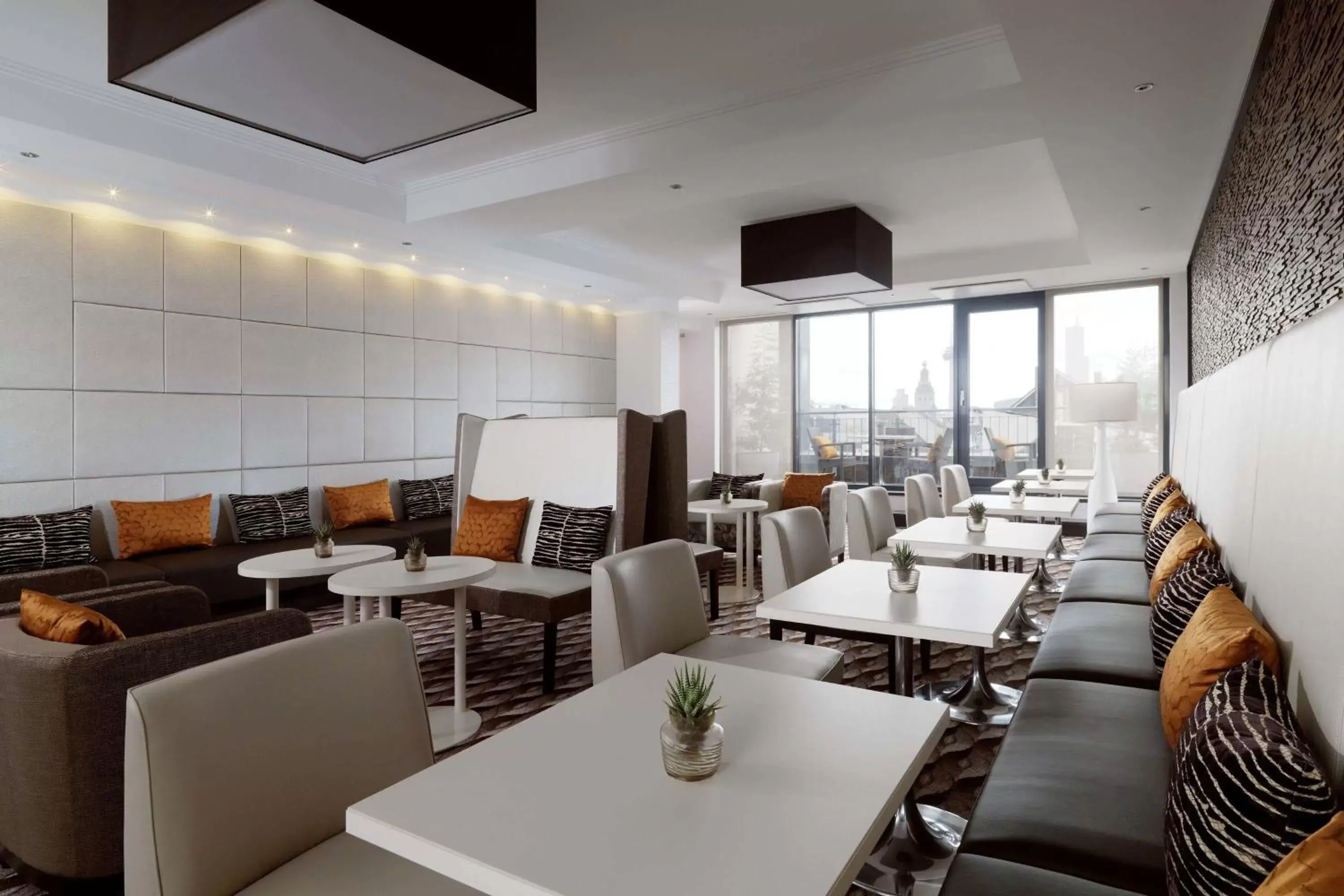 Lounge or bar, Restaurant/Places to Eat in Cologne Marriott Hotel