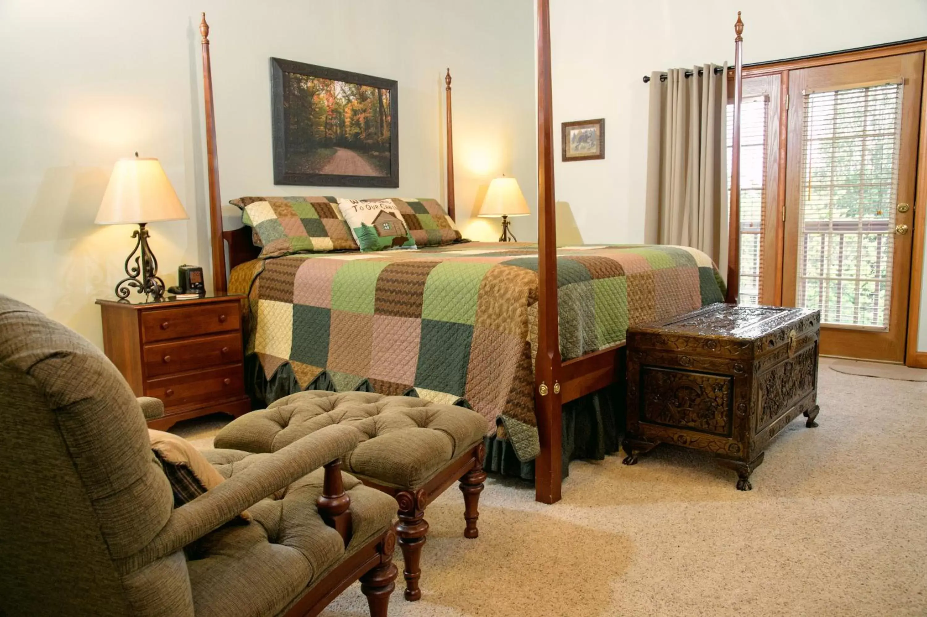 Bed in Berry Springs Lodge