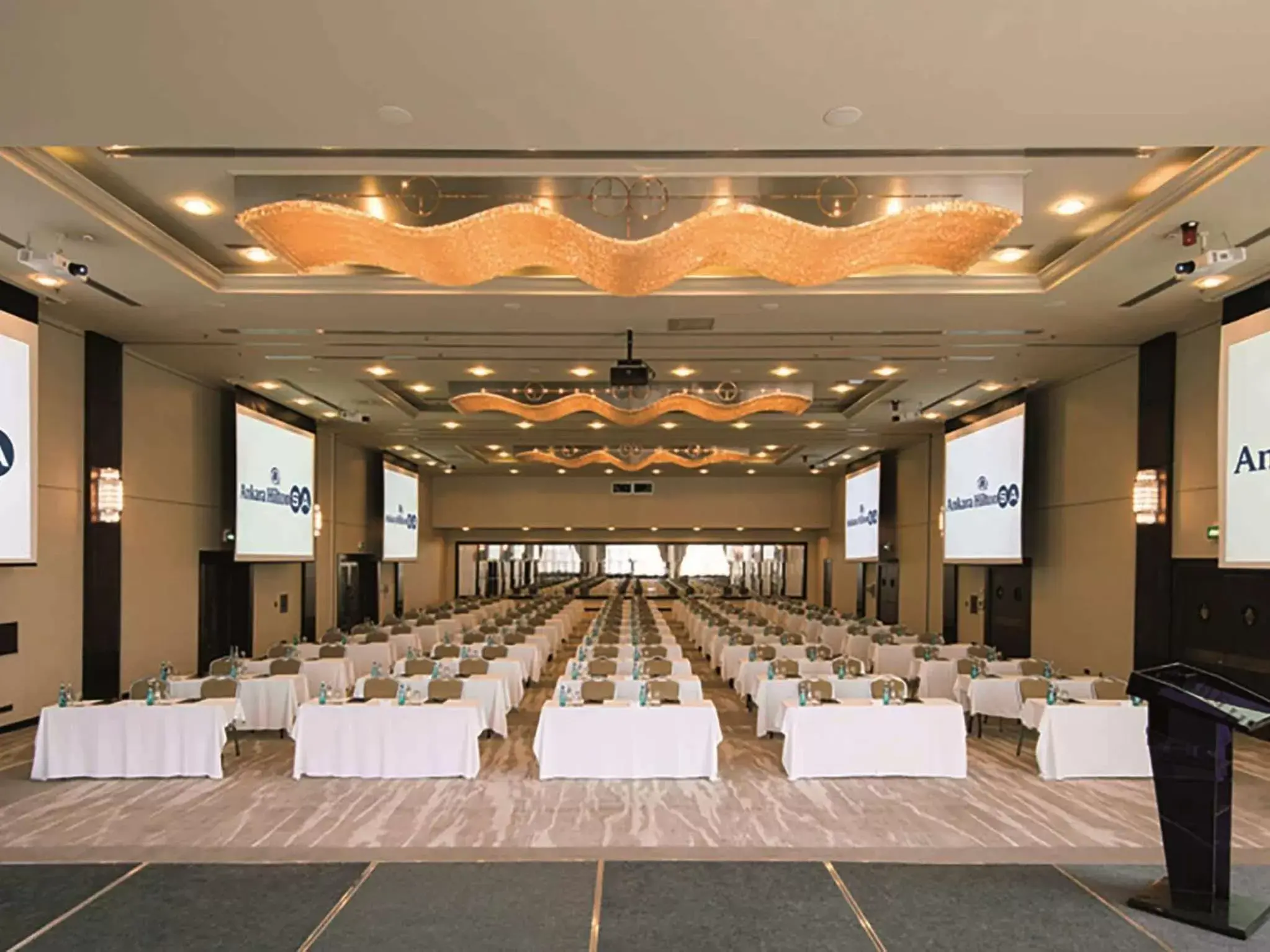 Meeting/conference room in Ankara HiltonSA