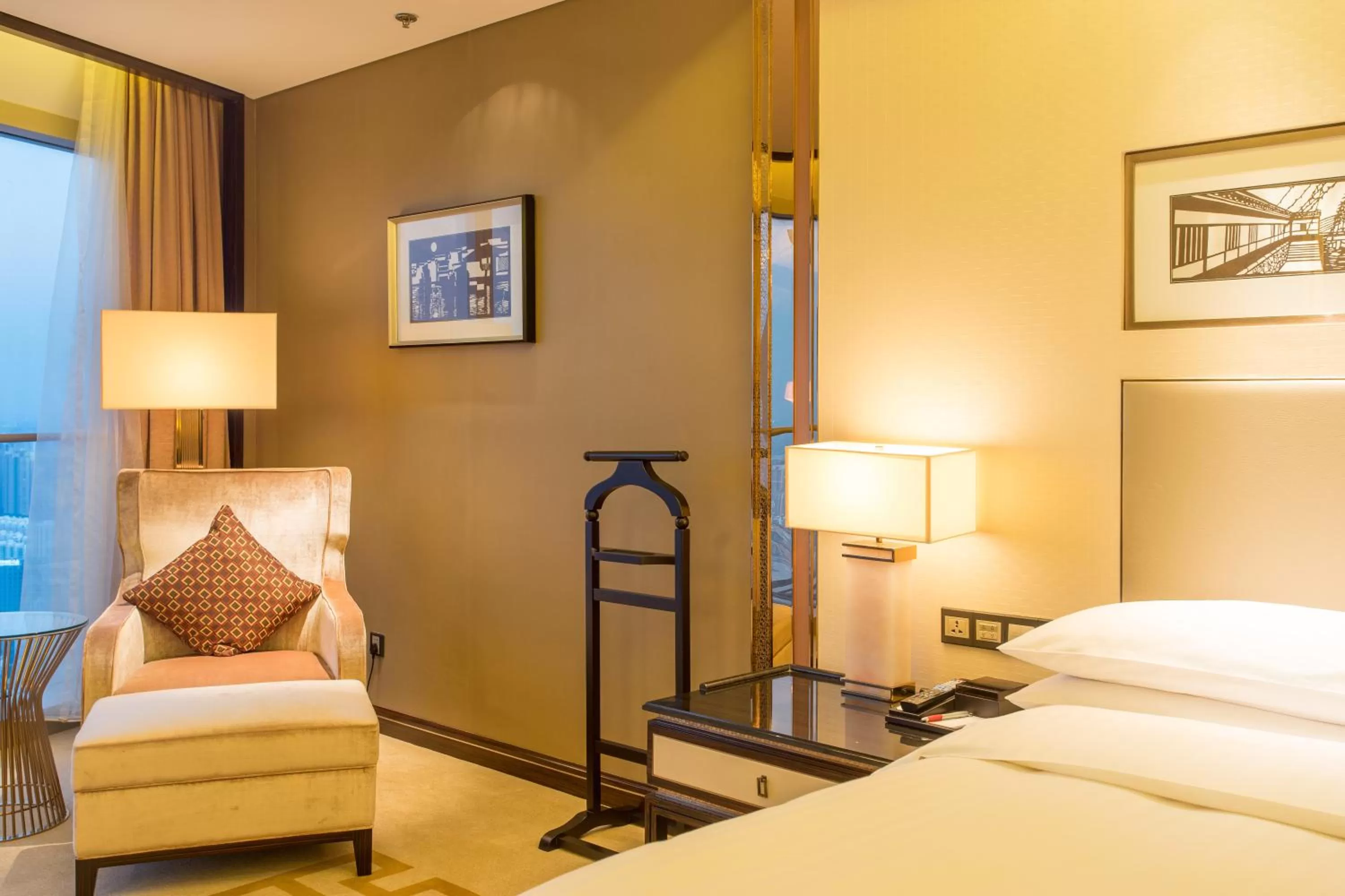 Photo of the whole room, Bed in Changzhou Marriott Hotel