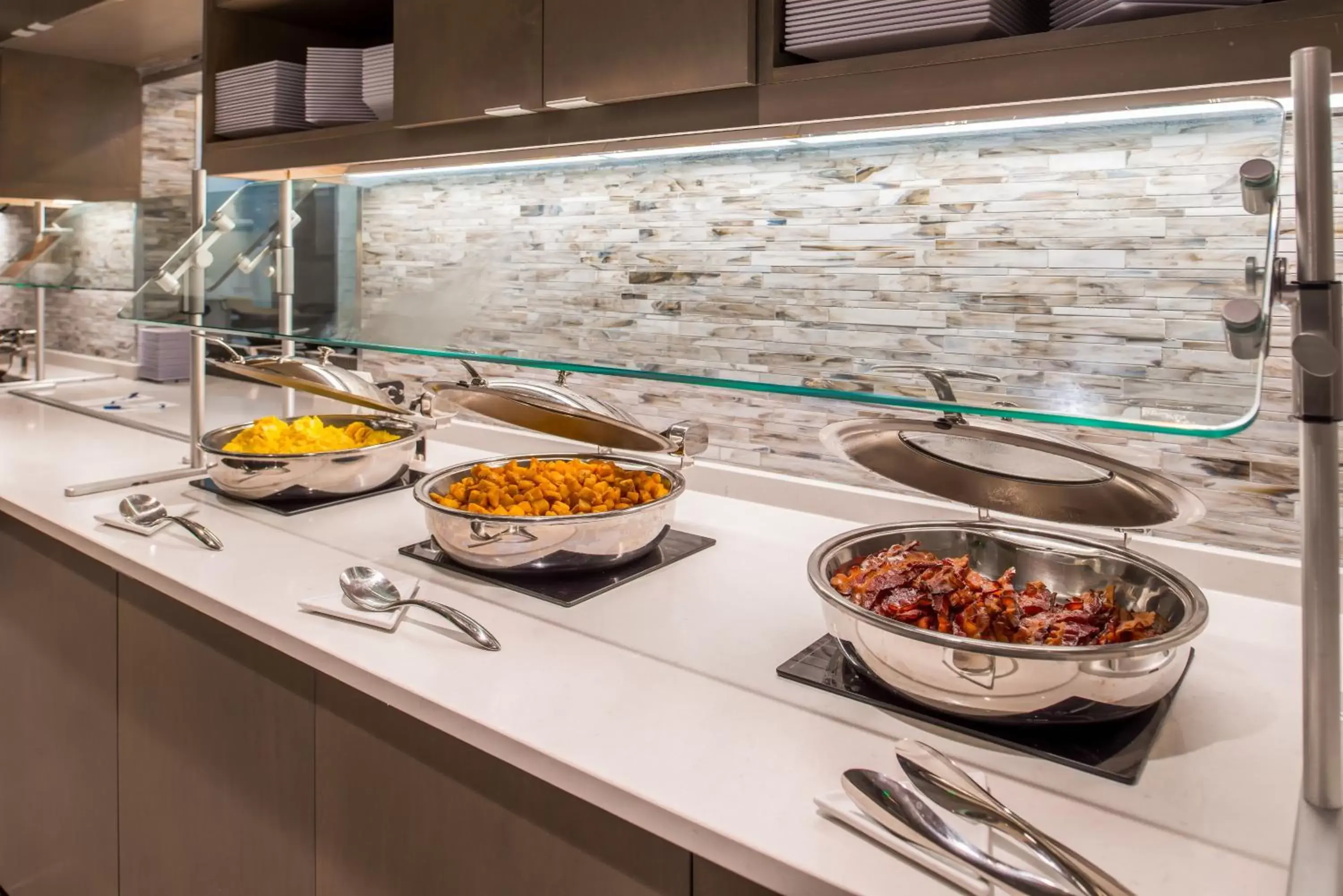 Buffet breakfast in Hyatt House Raleigh/Rdu/Brier Creek