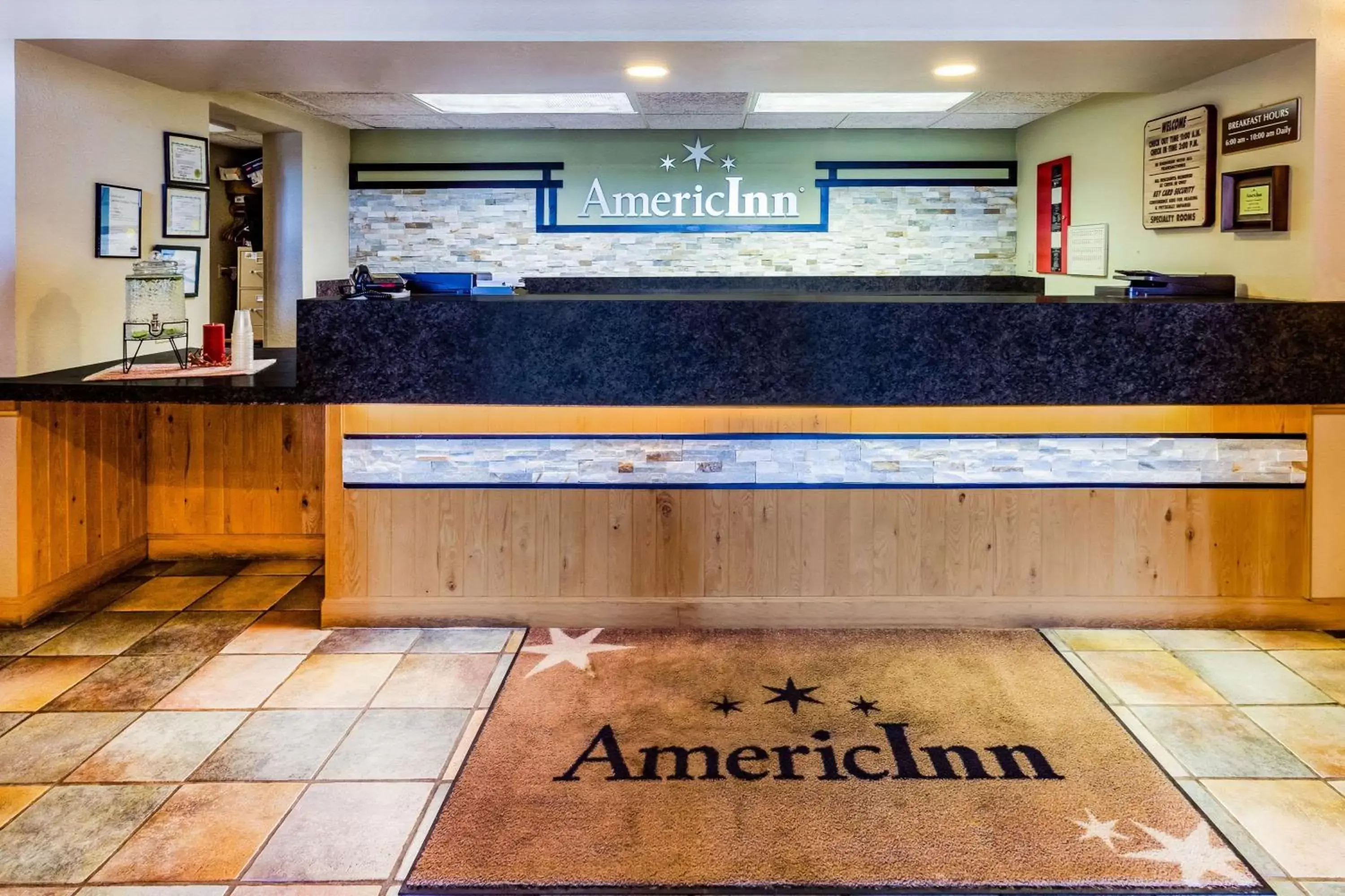 Lobby or reception, Lobby/Reception in AmericInn by Wyndham Hampton