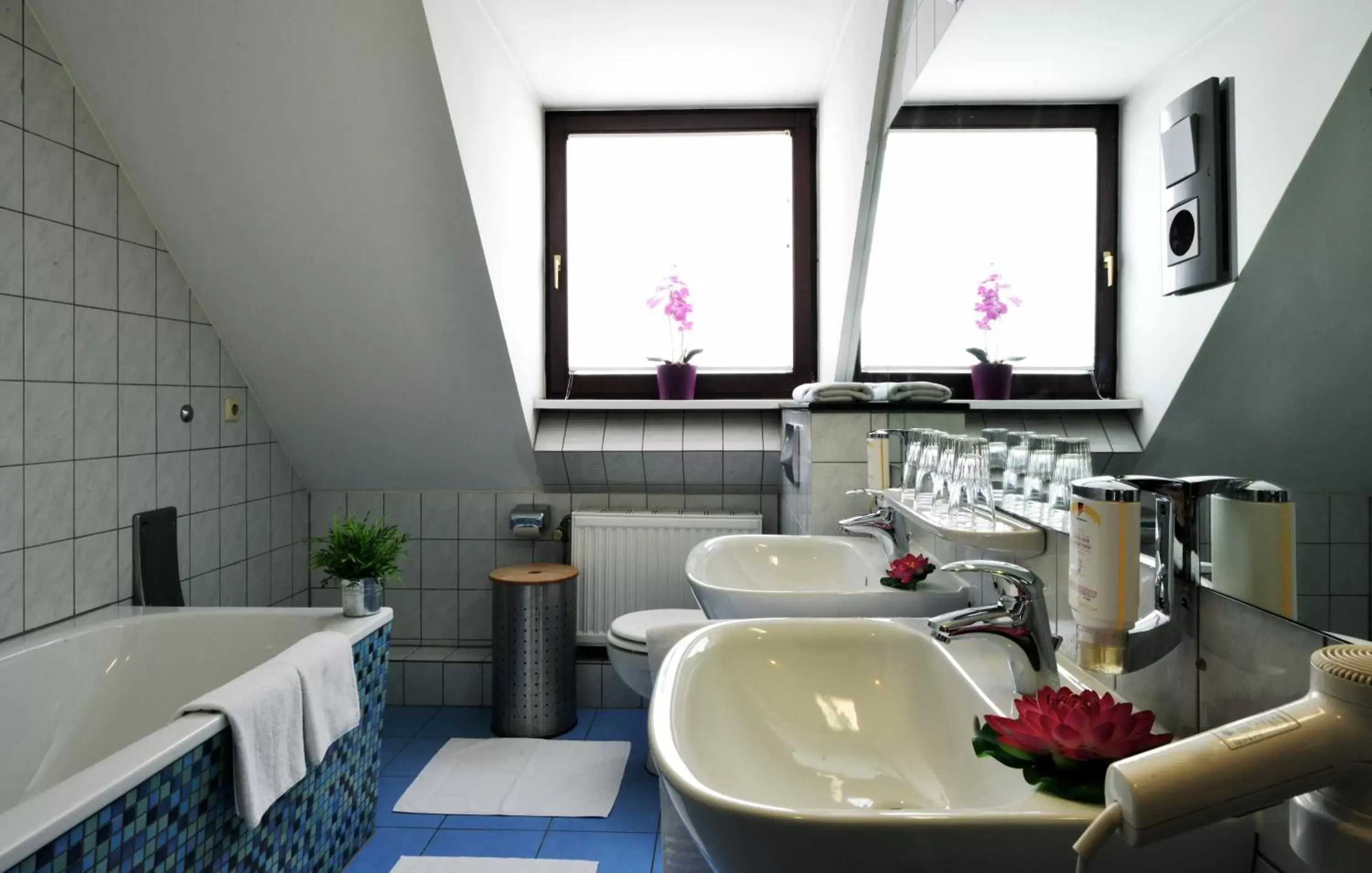 Bathroom in HOTEL Am Spichernplatz