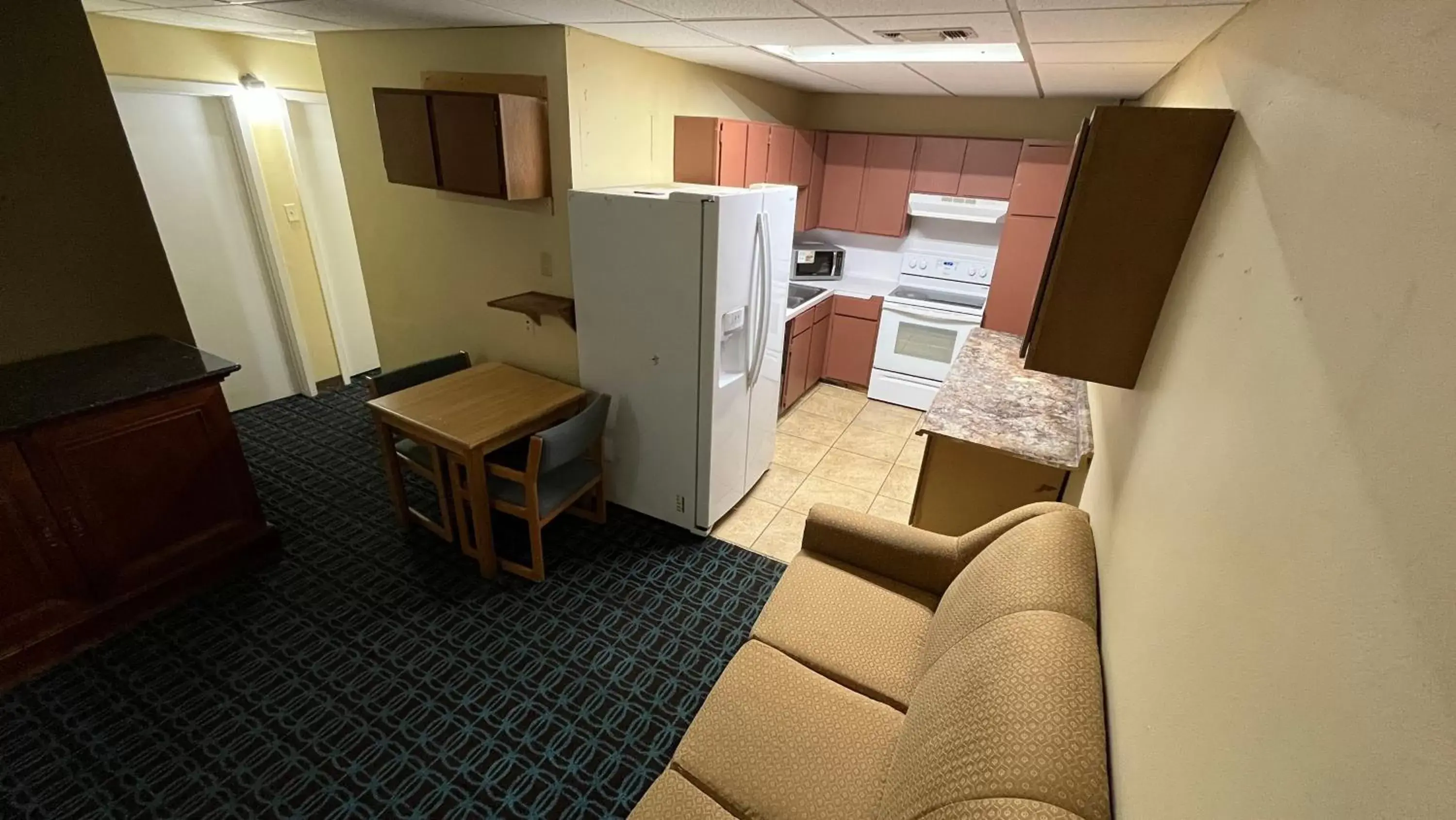 Seating Area in Extended Stay Motel - Snyder