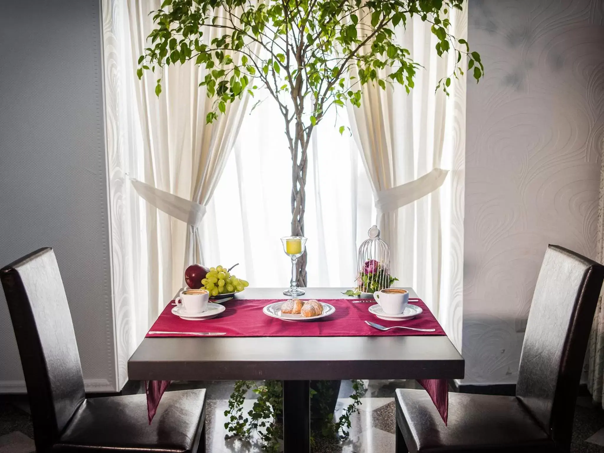 Breakfast, Dining Area in Hotel Santa Chiara