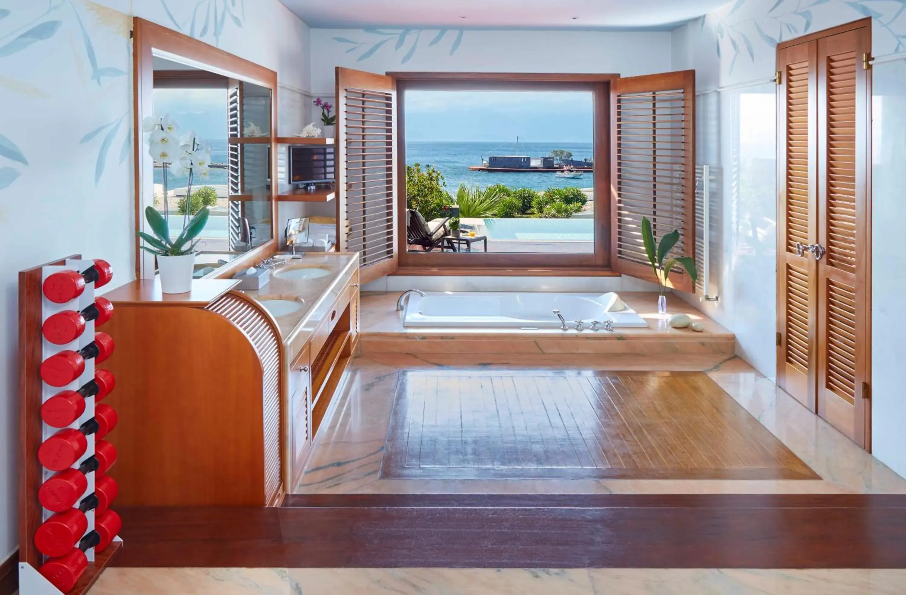 Bathroom in Elounda Beach Hotel & Villas, a Member of the Leading Hotels of the World