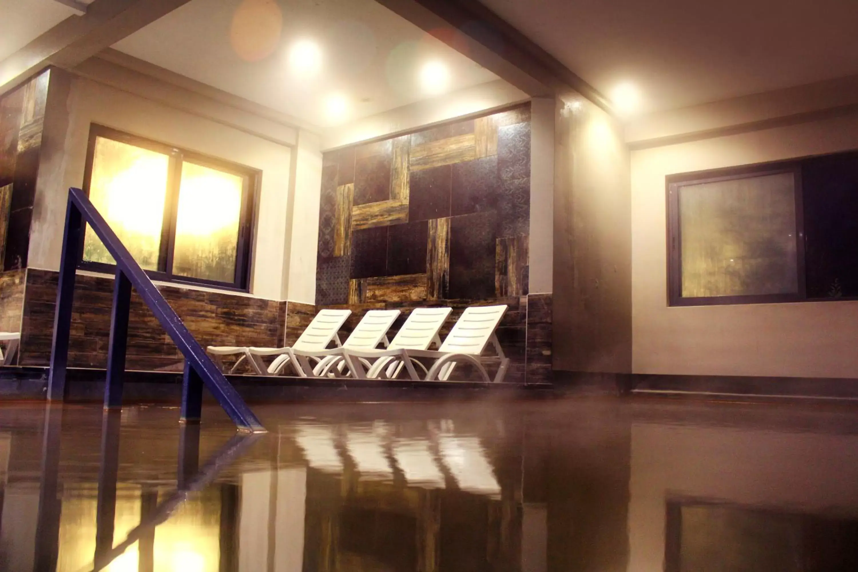 Hot Spring Bath in Hierapark Thermal & SPA Hotel