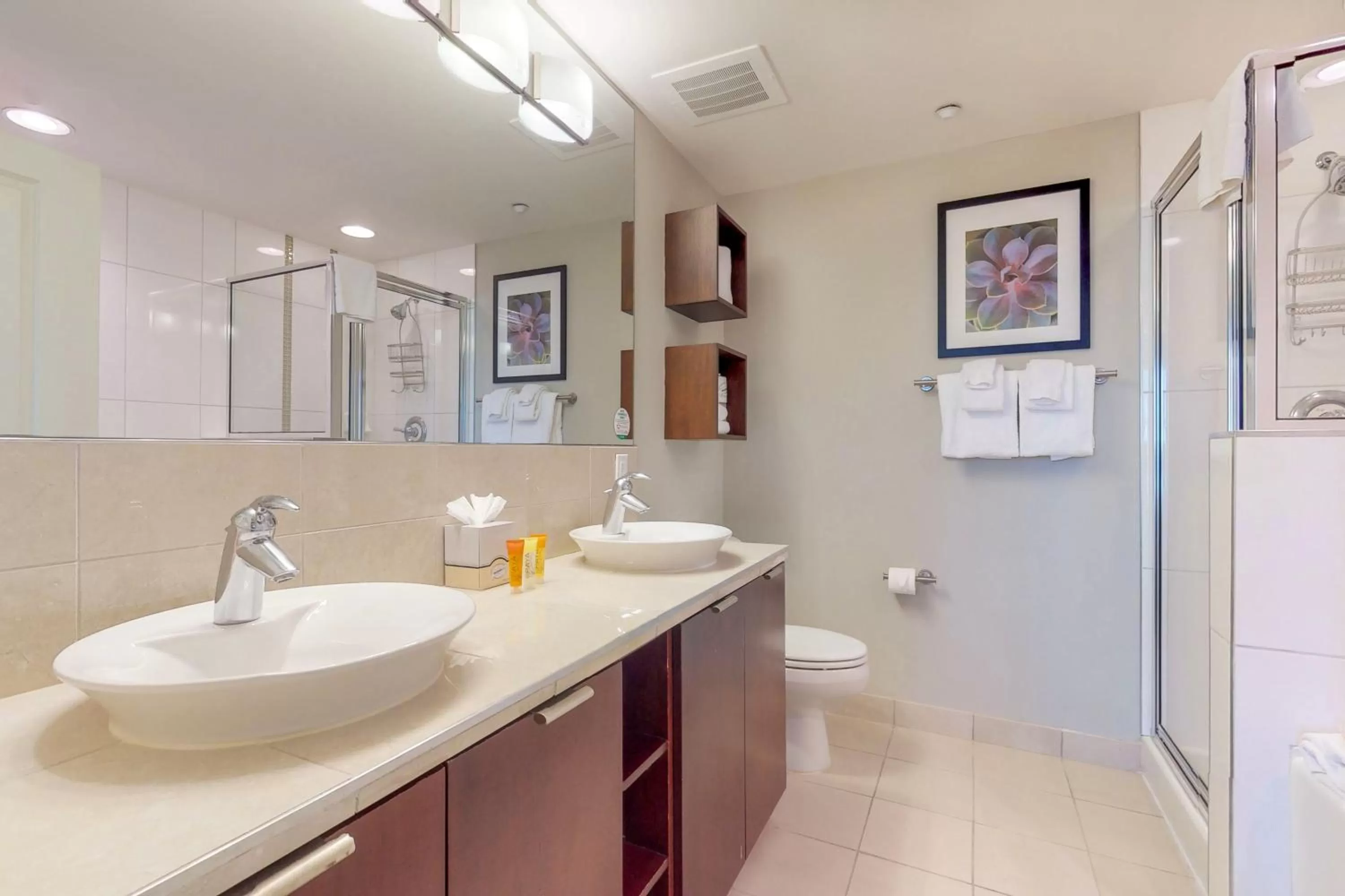 Bathroom in Bahia Condos