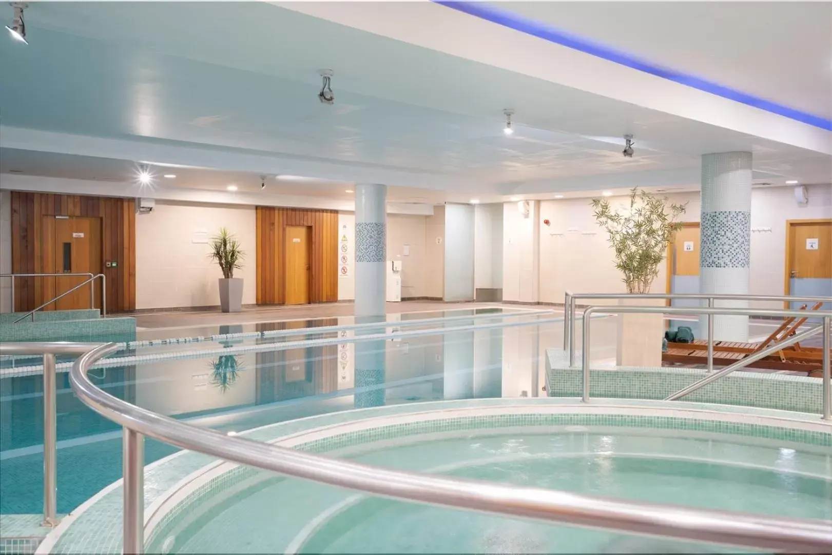 Swimming pool in Limerick Strand Hotel Swimming pool in Limerick Strand Hotel