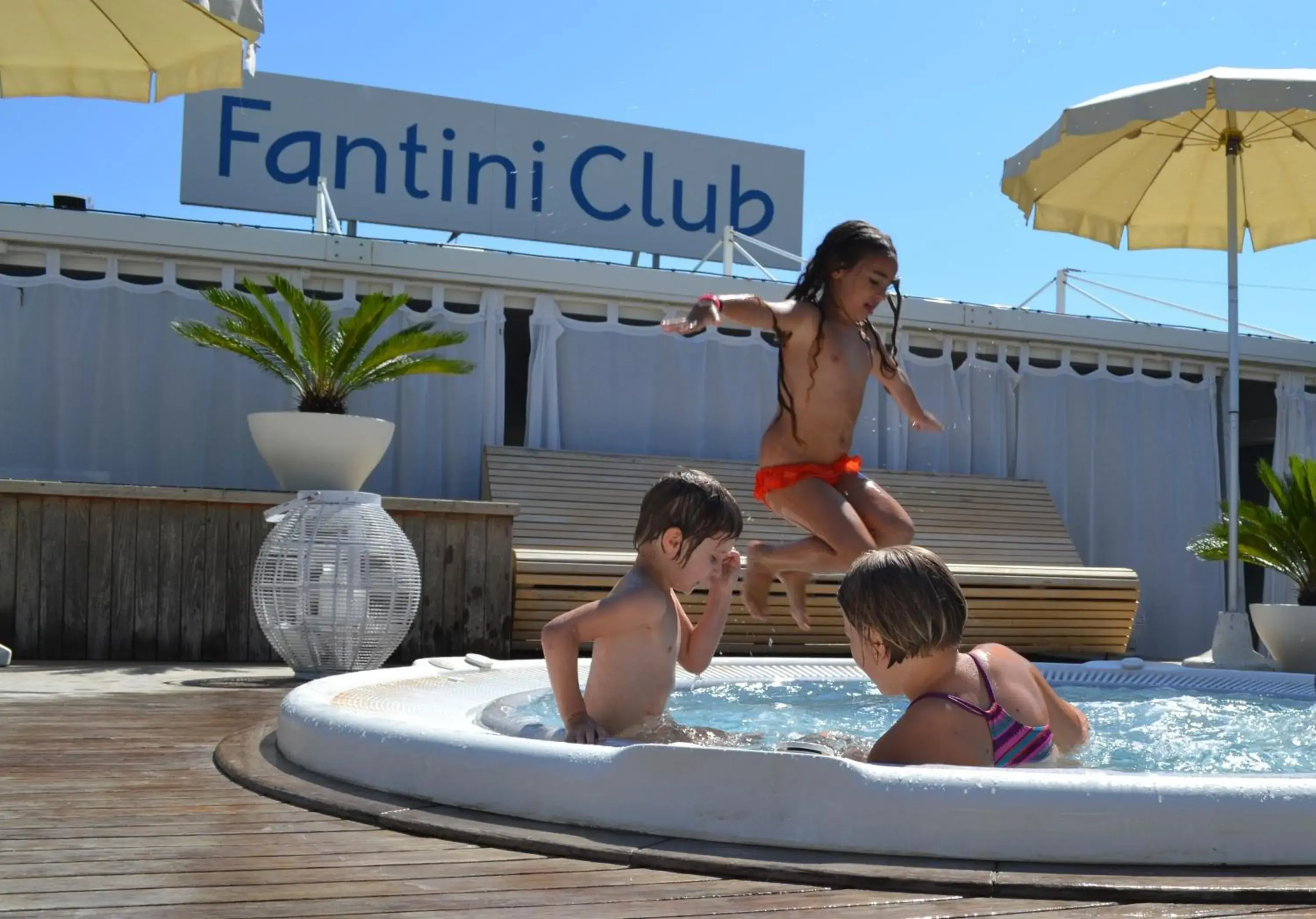 young children in Sportur Club Hotel