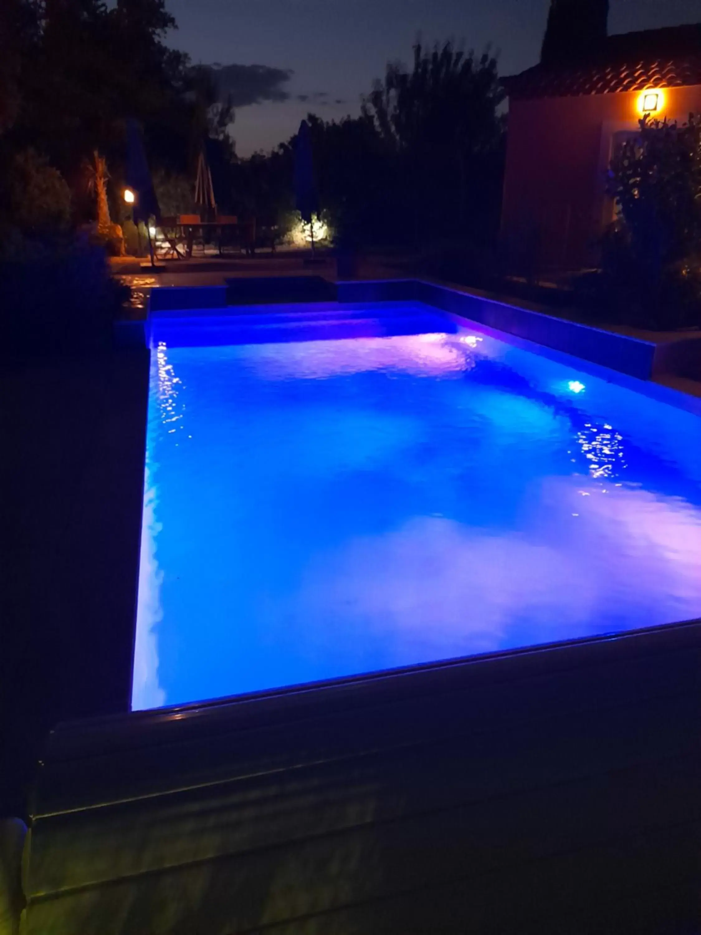 Night, Swimming Pool in La Villa Provençale